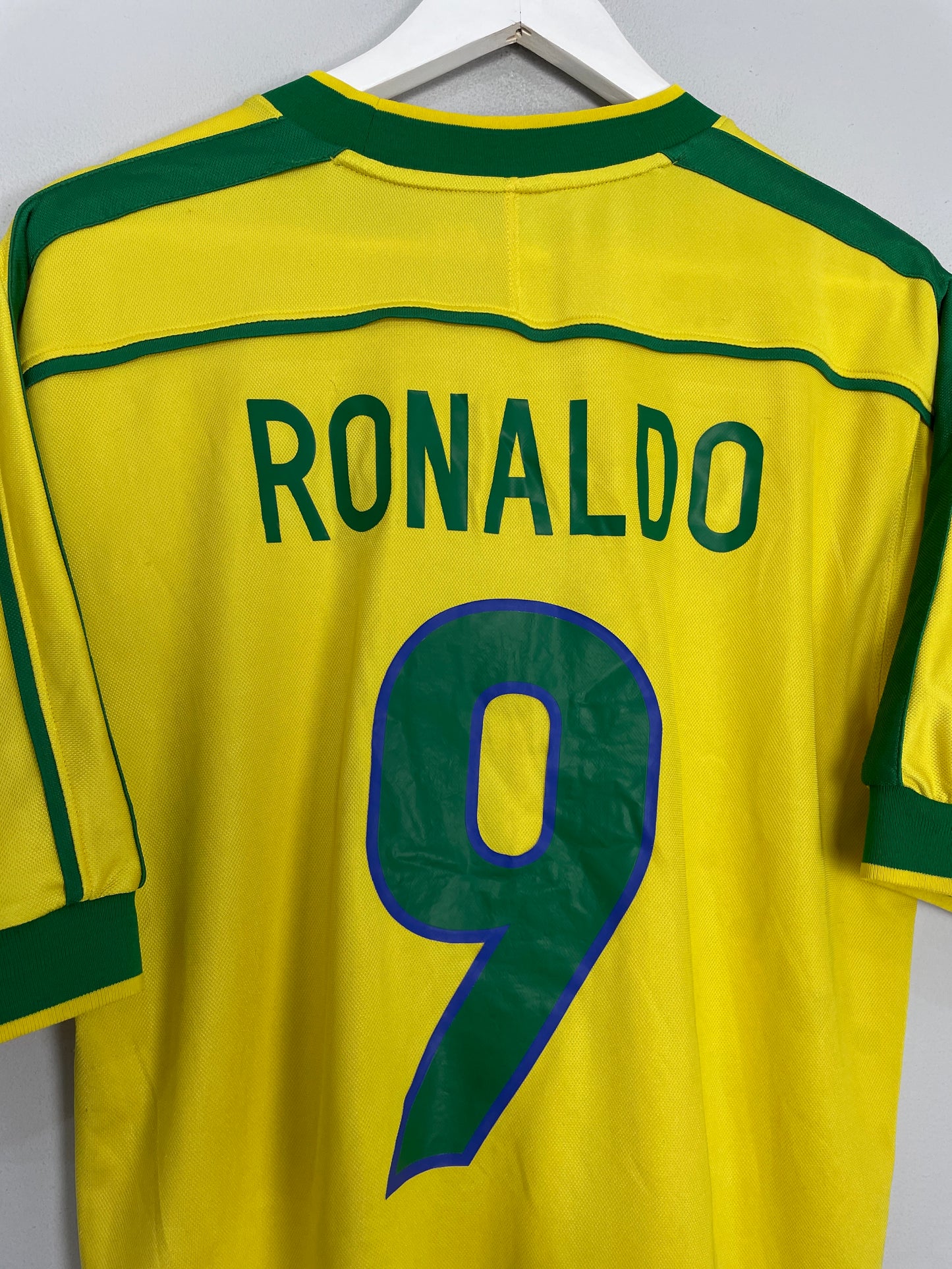 1998/00 BRAZIL RONALDO #9 HOME SHIRT (M) NIKE