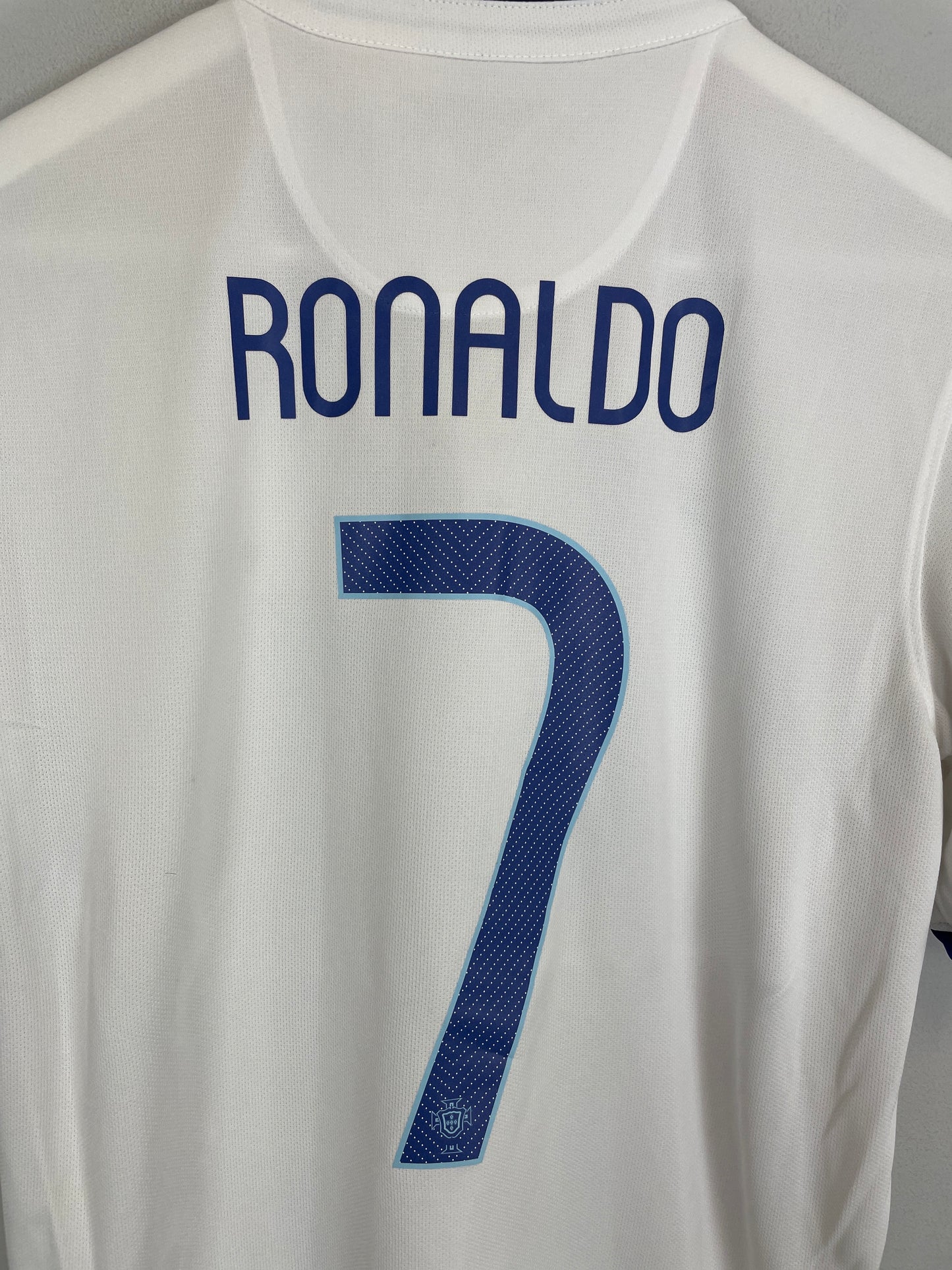 2014/15 PORTUGAL RONALDO #7 AWAY SHIRT (S) NIKE