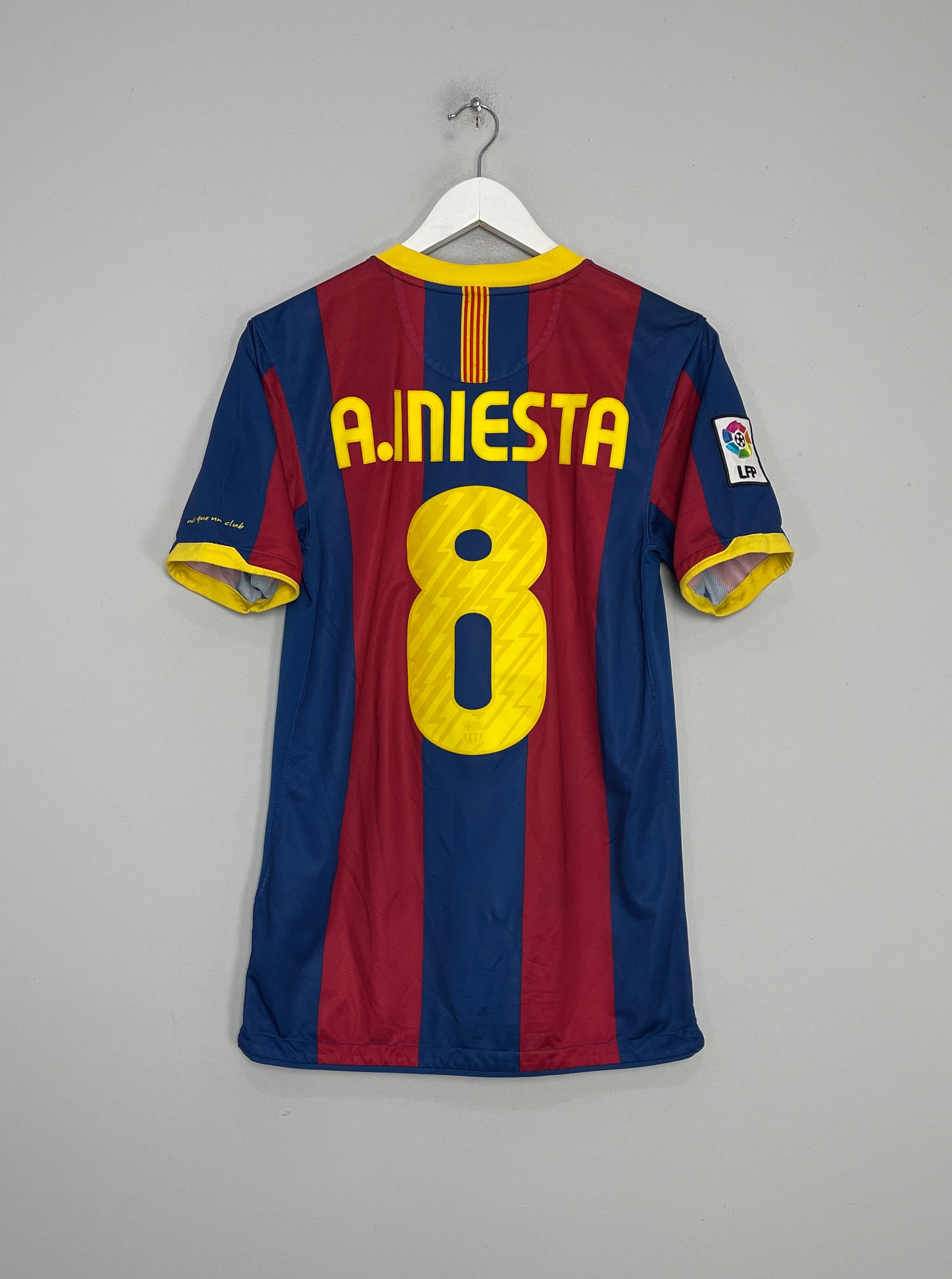 2010/11 BARCELONA INIESTA #8 HOME SHIRT (S) NIKE