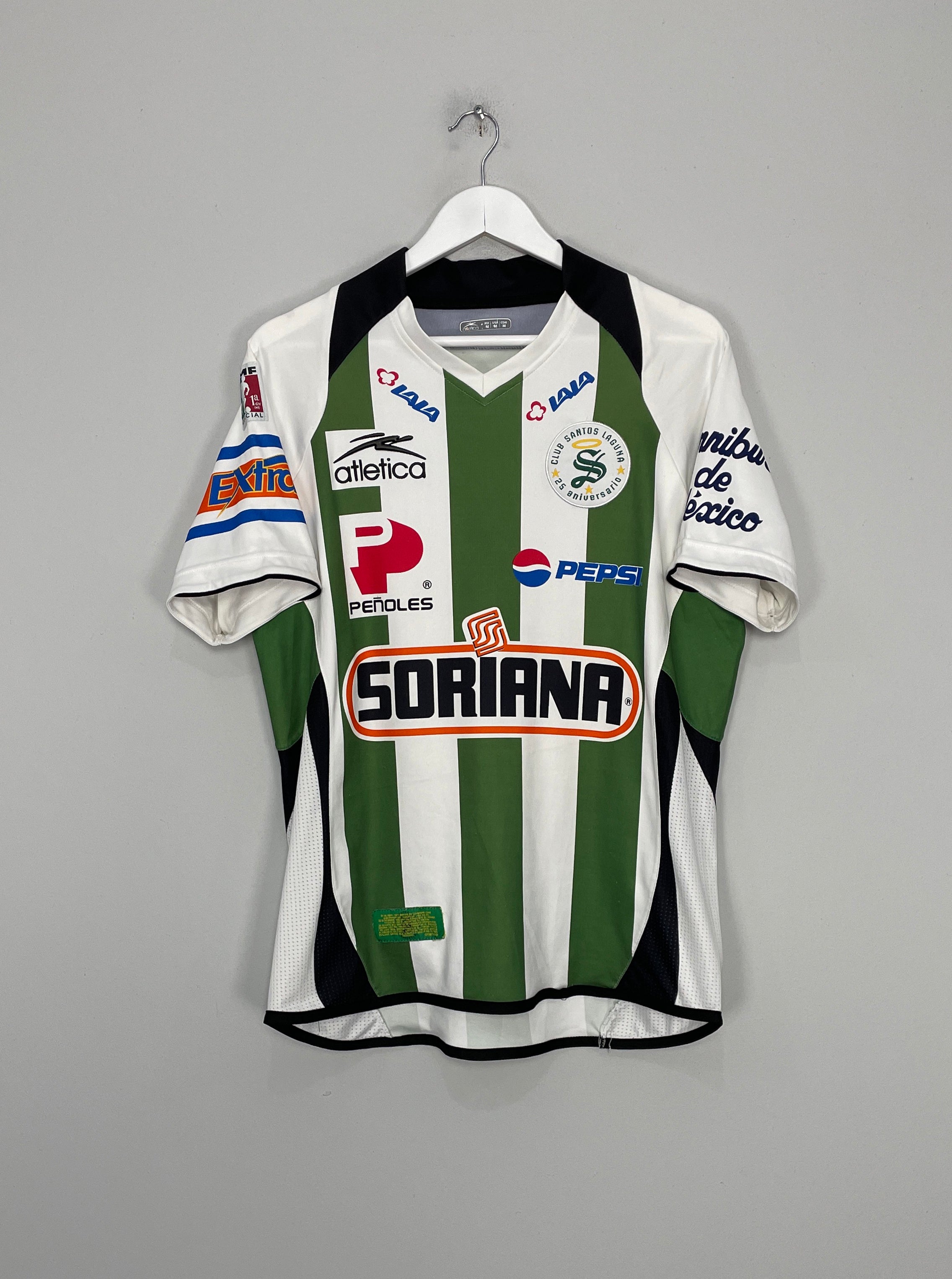 Image of the Santos Laguna shirt from the 2008/09 season