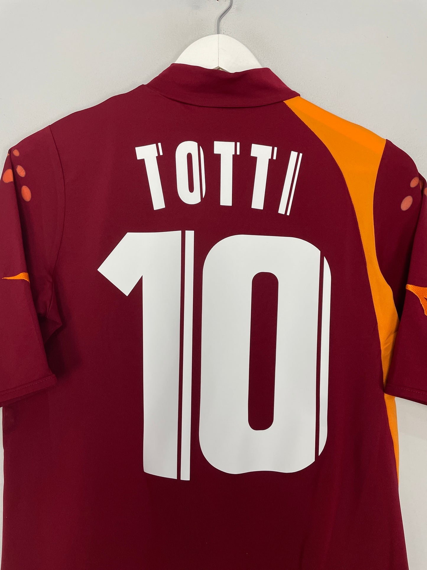 2005/06 ROMA TOTTI #10 HOME SHIRT (S) DIADORA