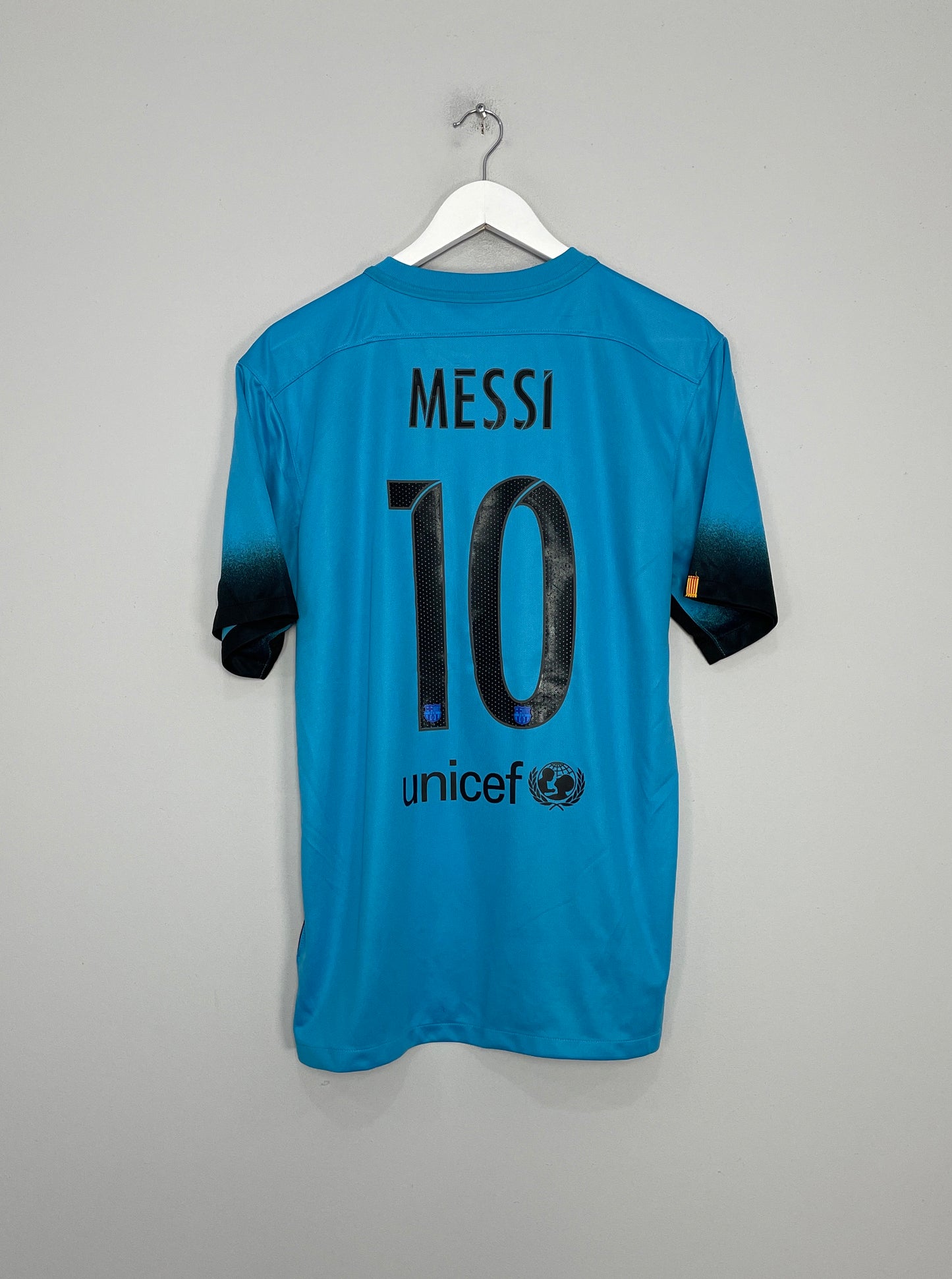 Barcelona 2015-16 Third Shirt Messi #10 (Excellent) S – Classic Football Kit