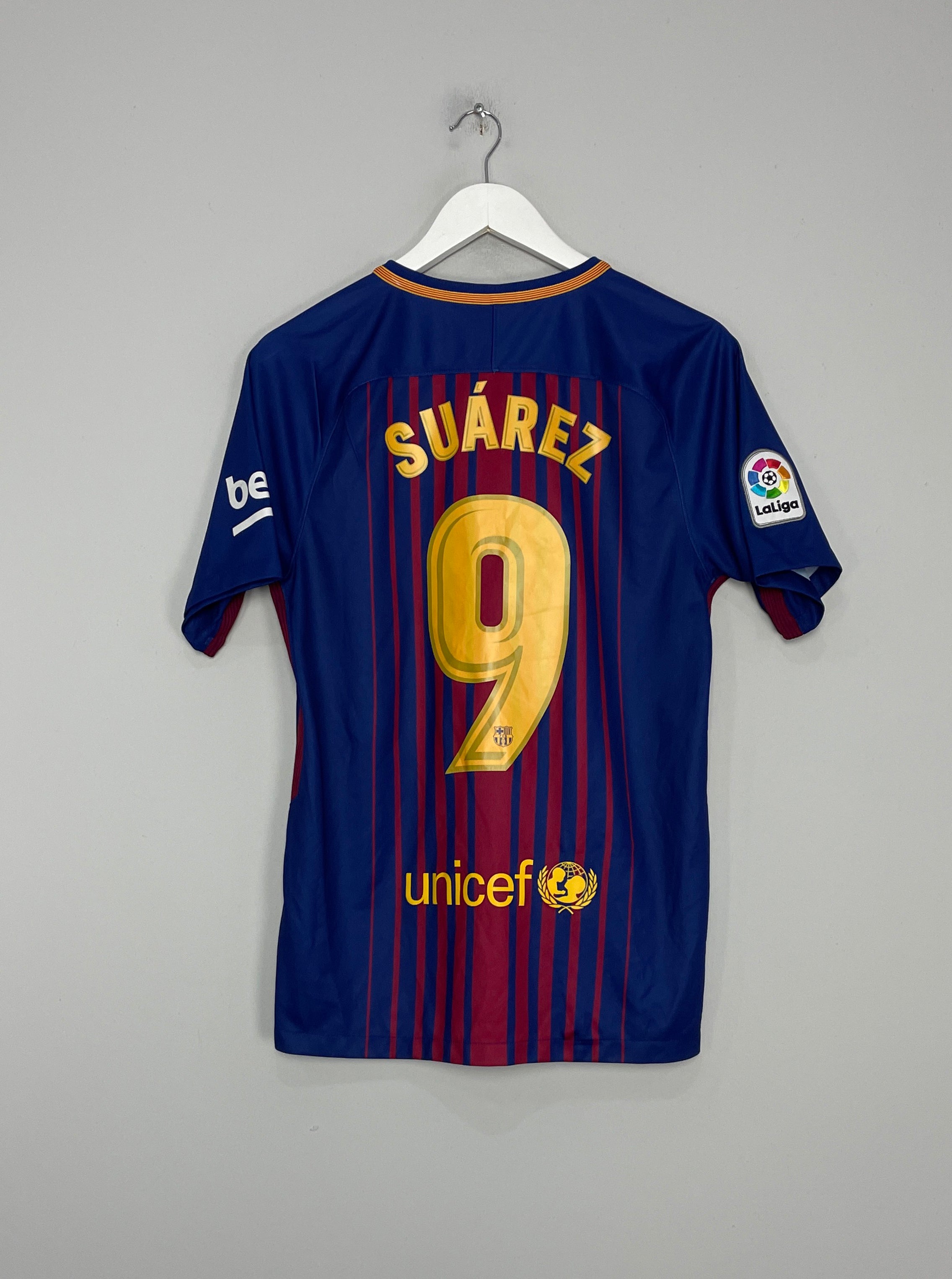 2017/18 BARCELONA SUAREZ #9 HOME SHIRT (S) NIKE