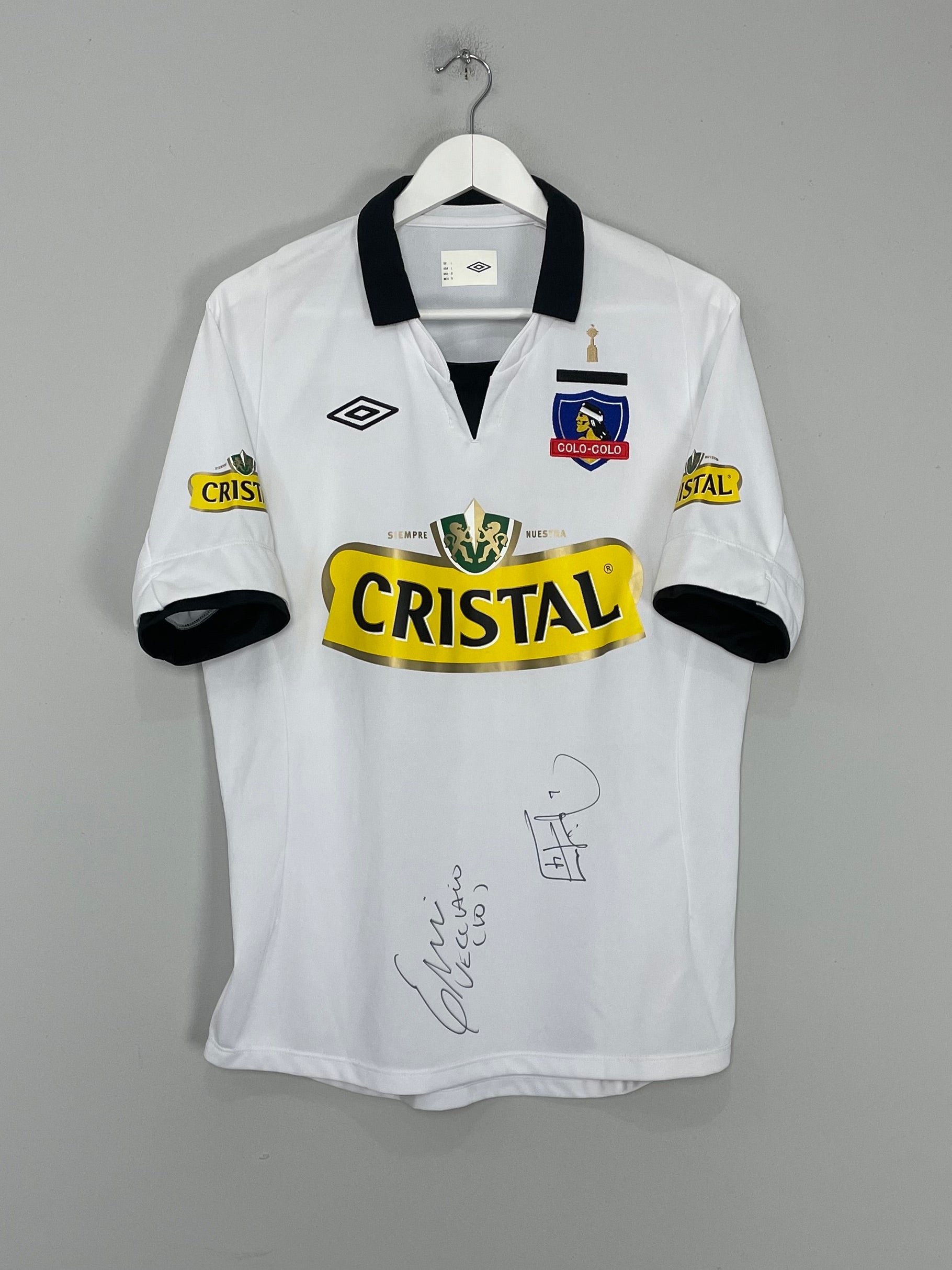 2013 COLO COLO *SIGNED* HOME SHIRT (L) UMBRO