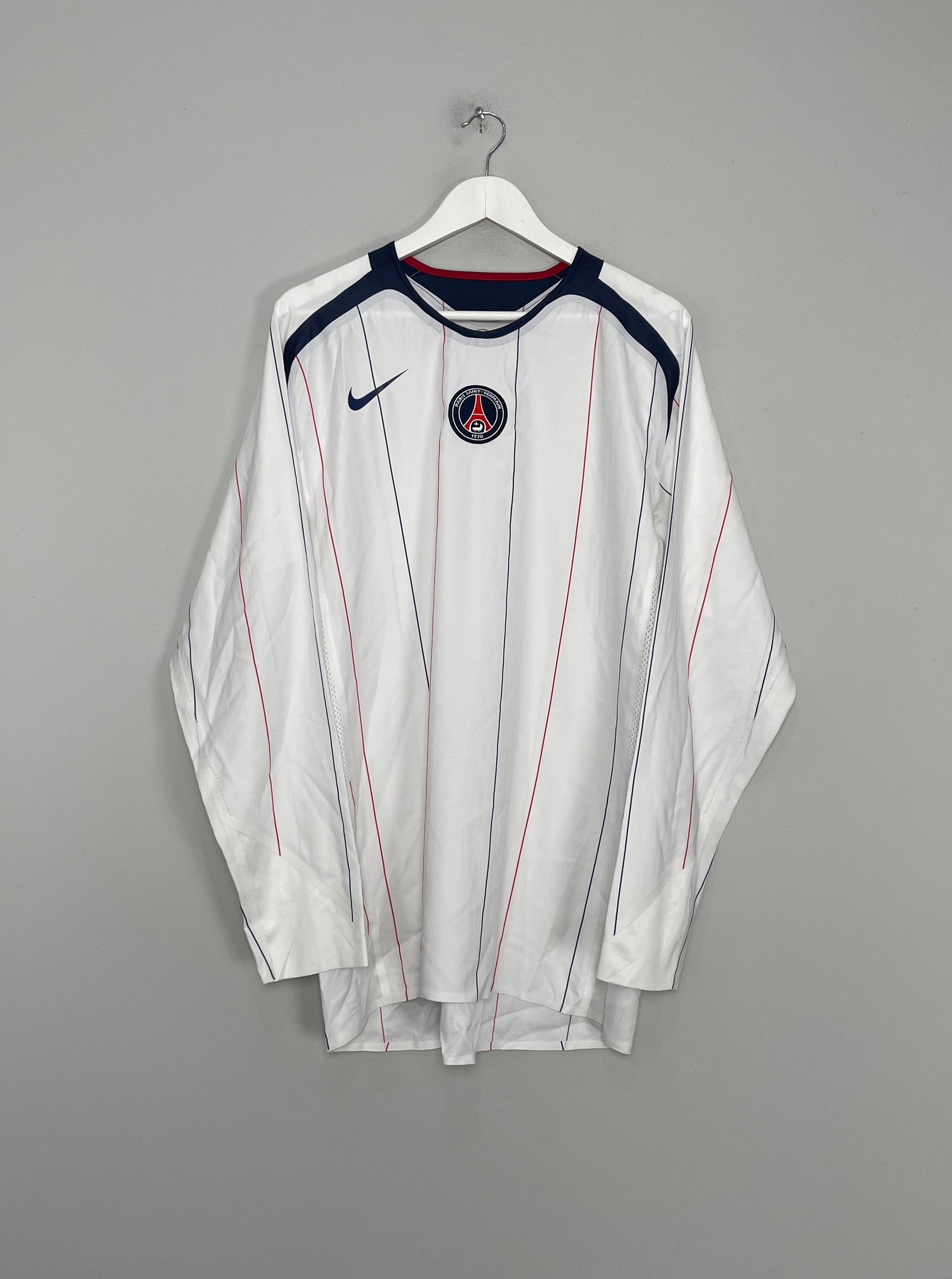 Paris Saint-Germain Home football shirt 2005 - 2006.