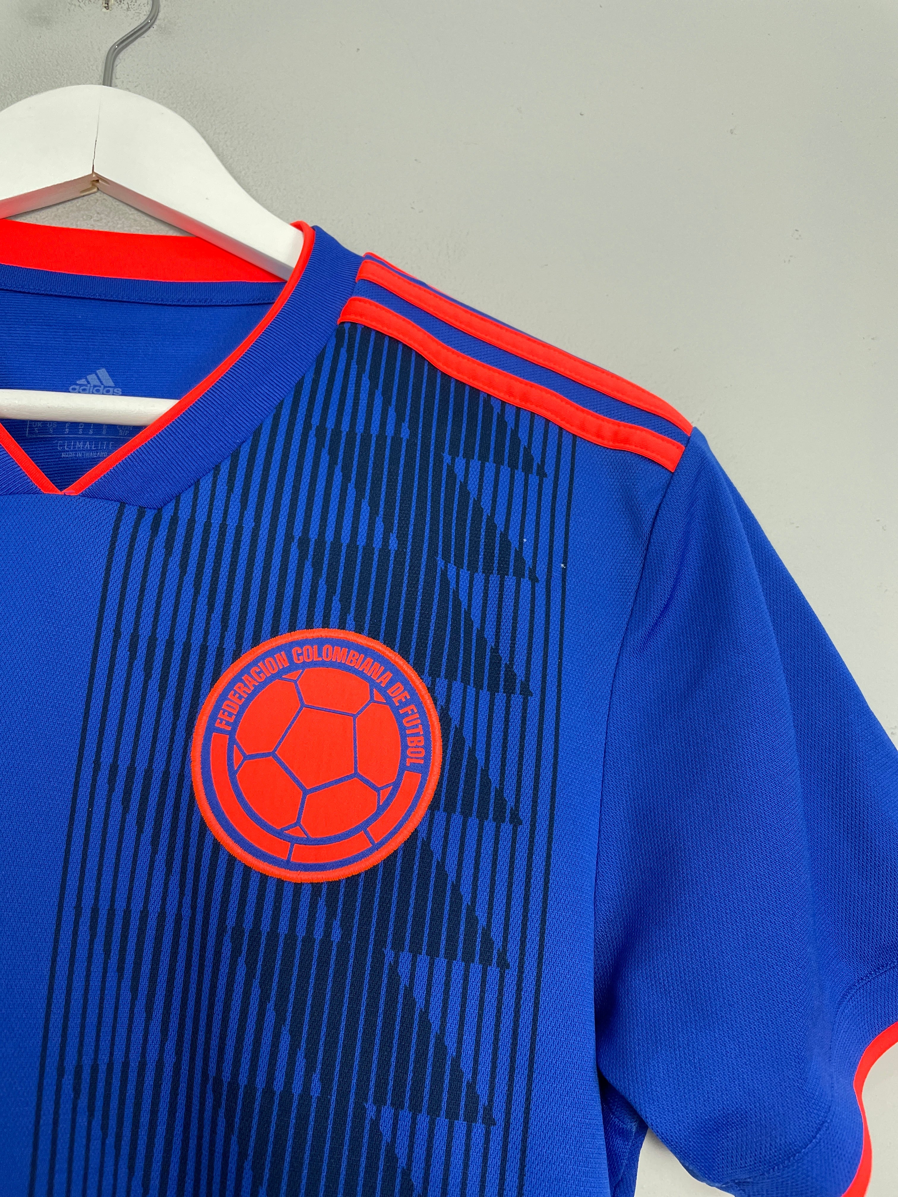 Colombia clearance away shirt