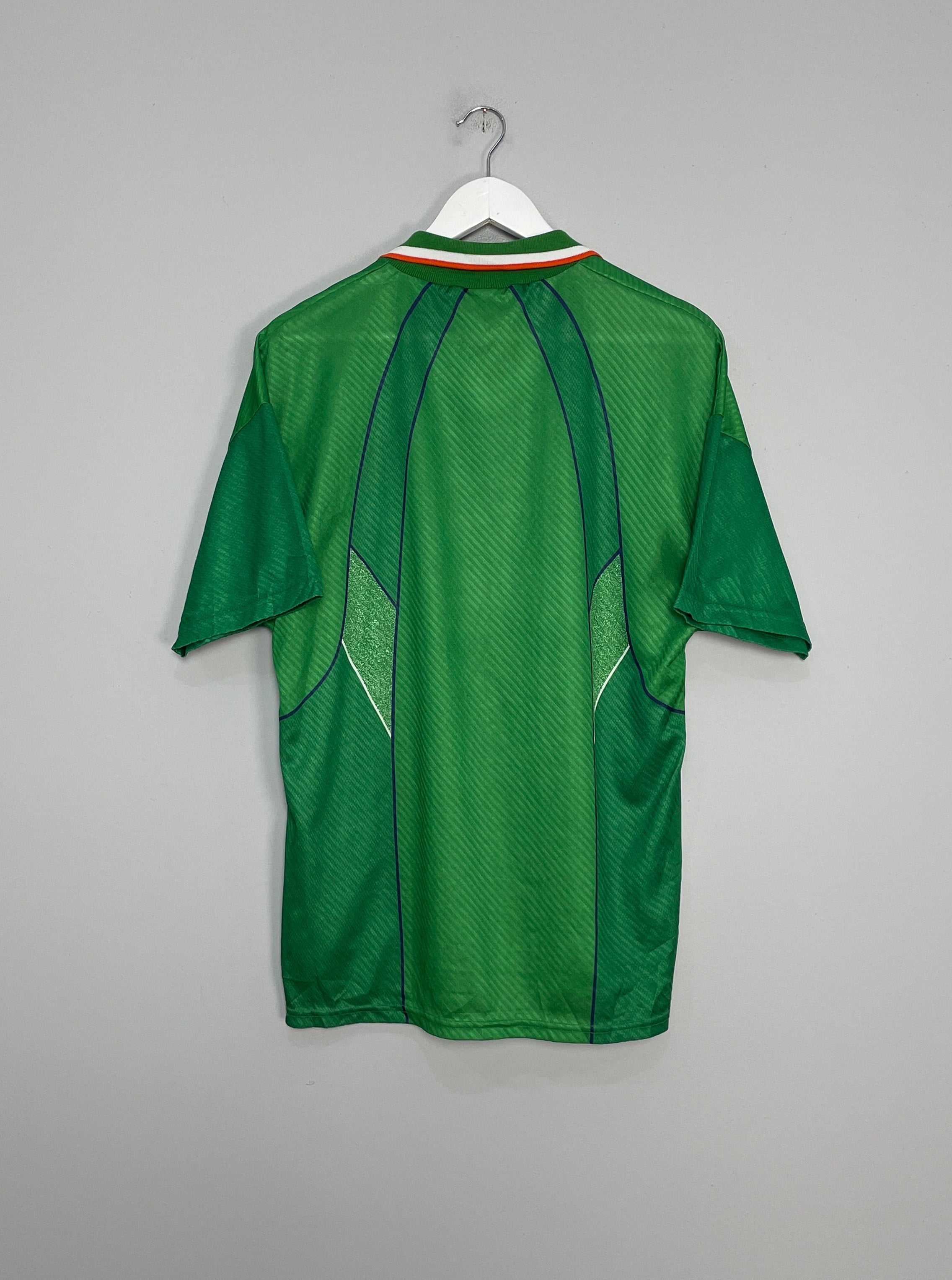 1994/95 IRELAND HOME SHIRT (M) UMBRO