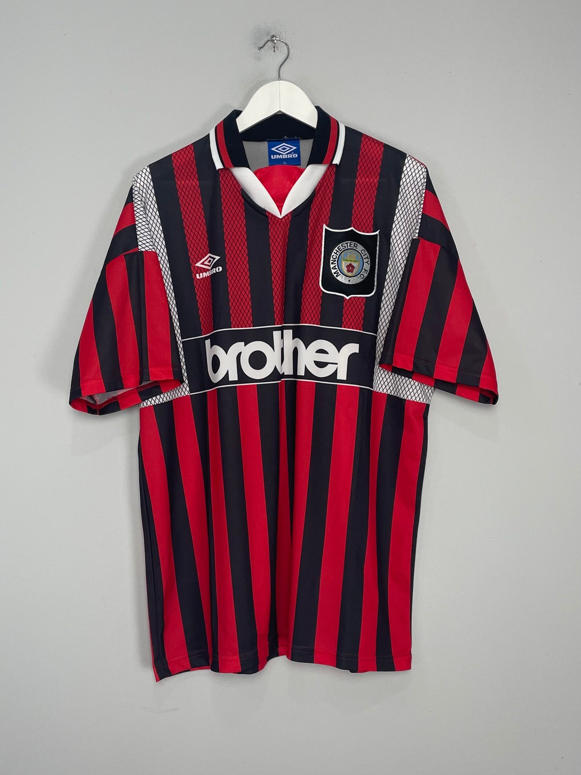 1994/96 MANCHESTER CITY AWAY SHIRT (XL) UMBRO