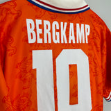 1994 NETHERLANDS BERGKAMP #10 HOME SHIRT (L) LOTTO