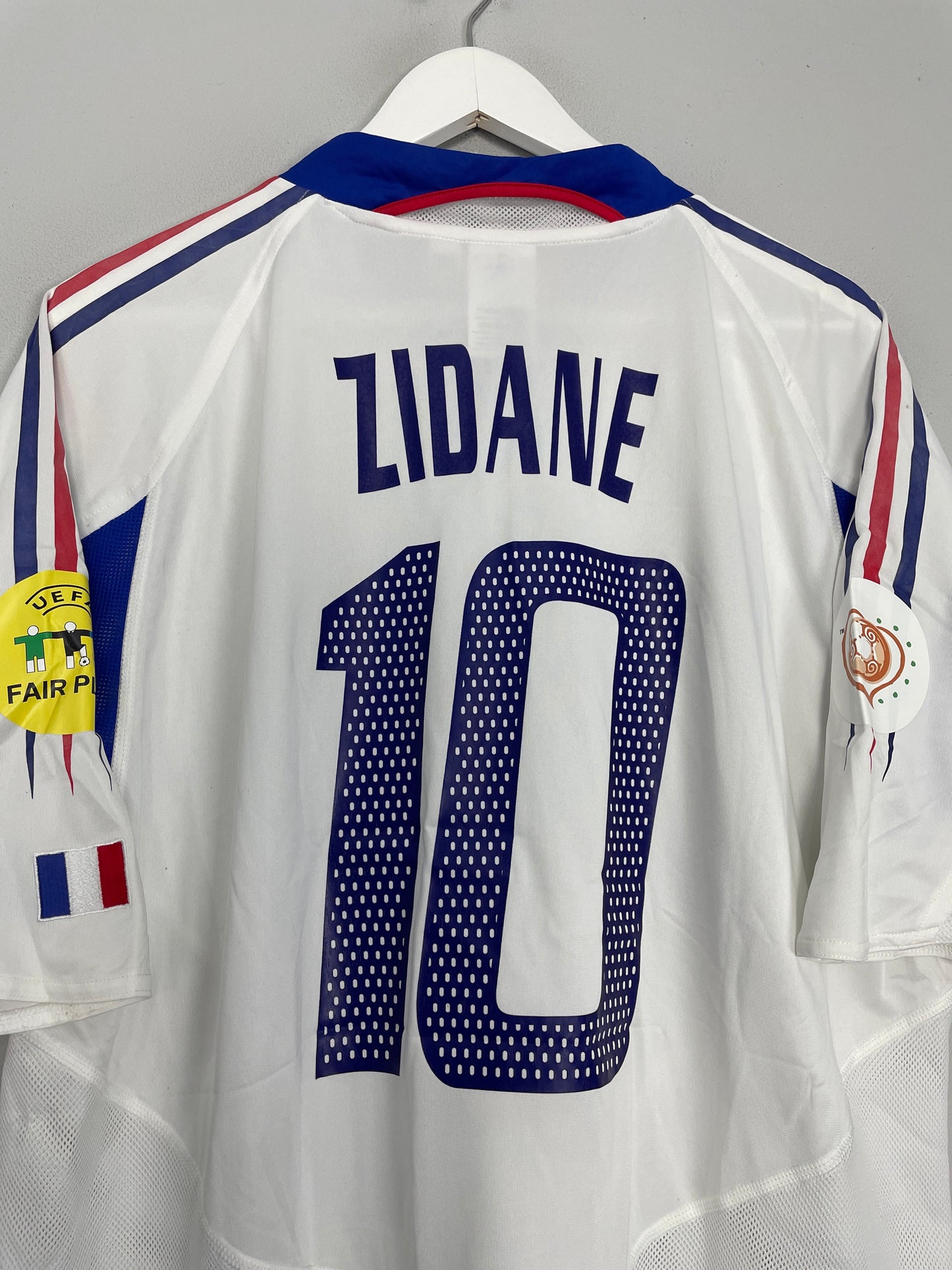 CULT KITS - 2004/06 FRANCE ZIDANE #10 AWAY SHIRT (XL) ADIDAS – Cult Kits