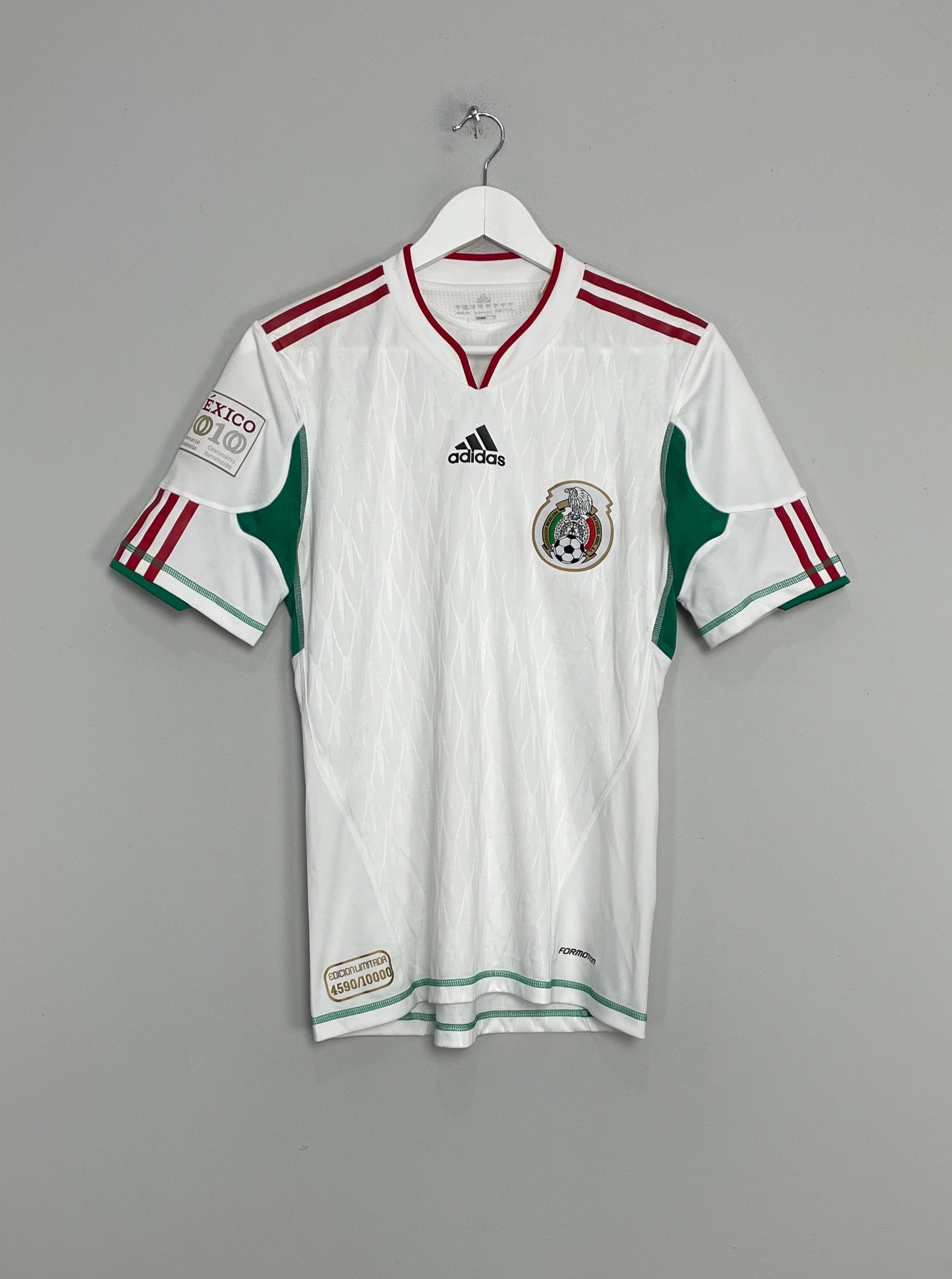 Image of the Mexico shirt from the 2010/11 season