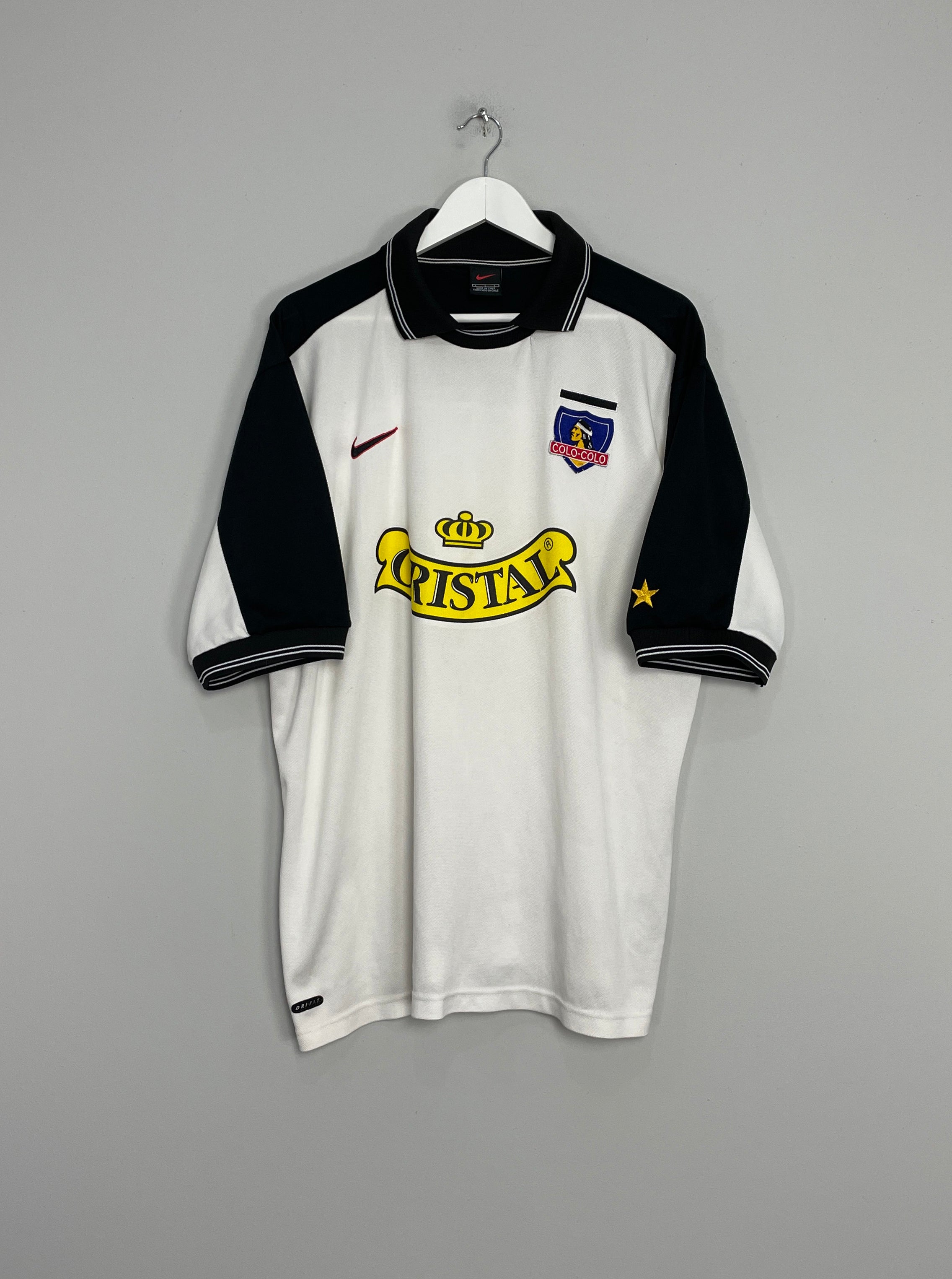 Image of the Colo Colo shirt from the 2000/01 season