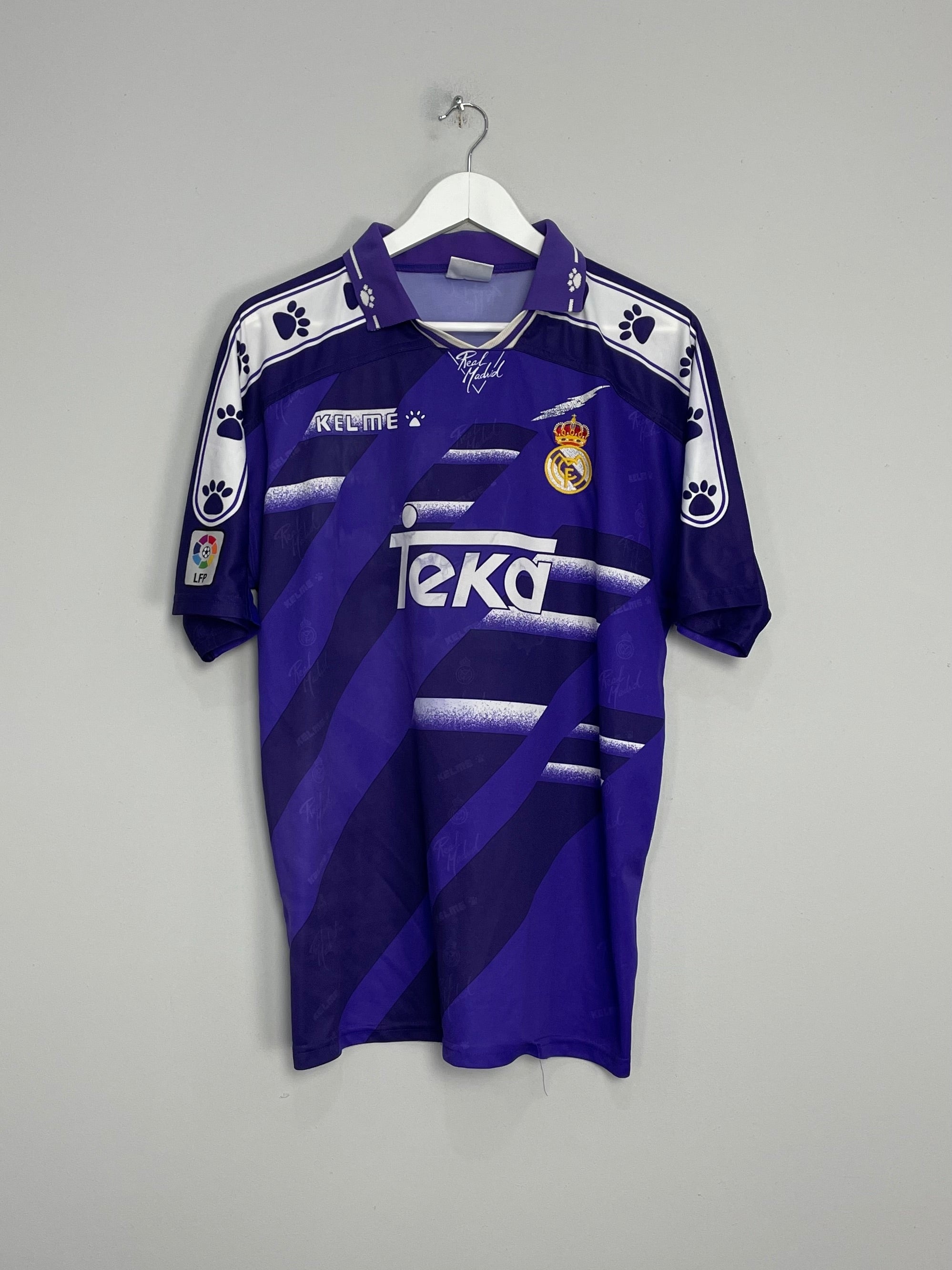 Image of the Real Madrid shirt from the 1995/97 season