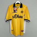 Image of the Dortmund shirt from the 1998/99 season