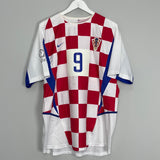 2002/04 CROATIA SUKER #9 HOME SHIRT (L) NIKE