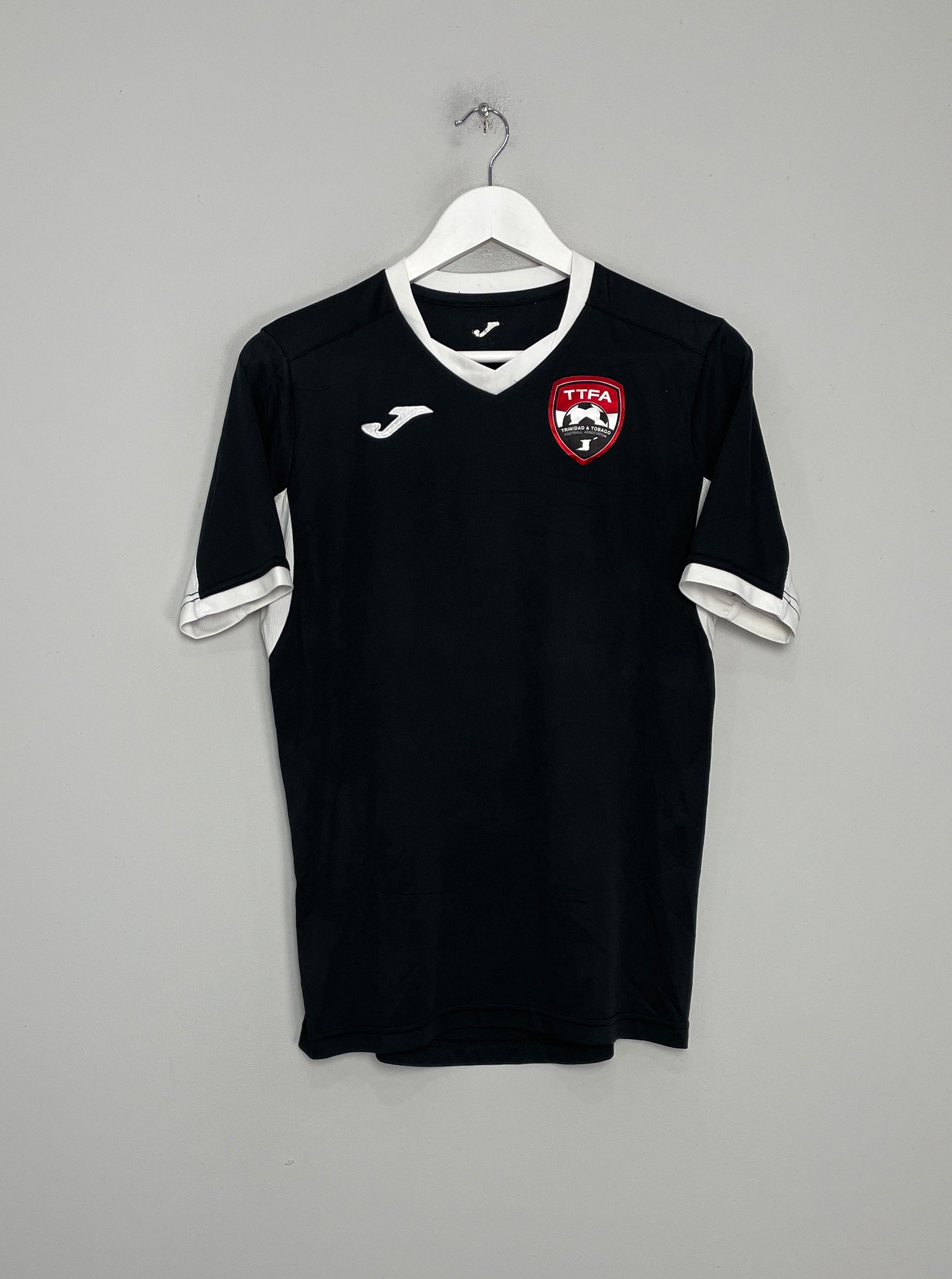 2015/16 TRINIDAD AND TOBAGO TRAINING SHIRT (S) JOMA