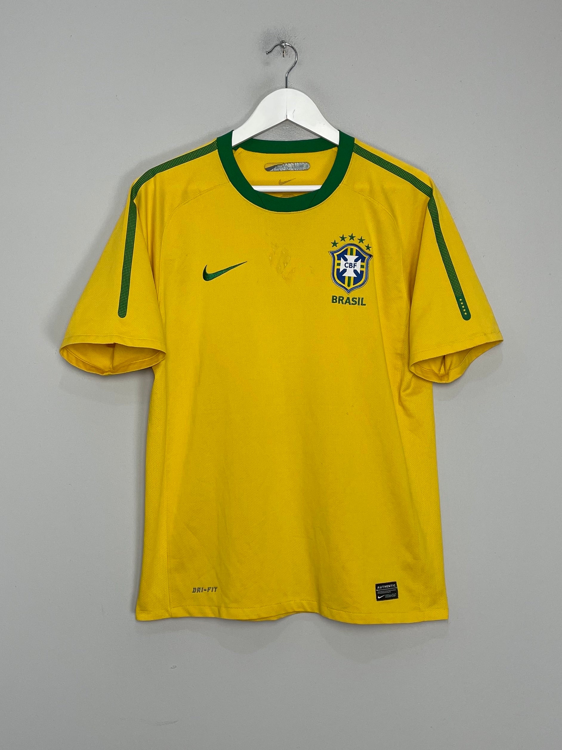 2010/11 BRAZIL HOME SHIRT (M) NIKE