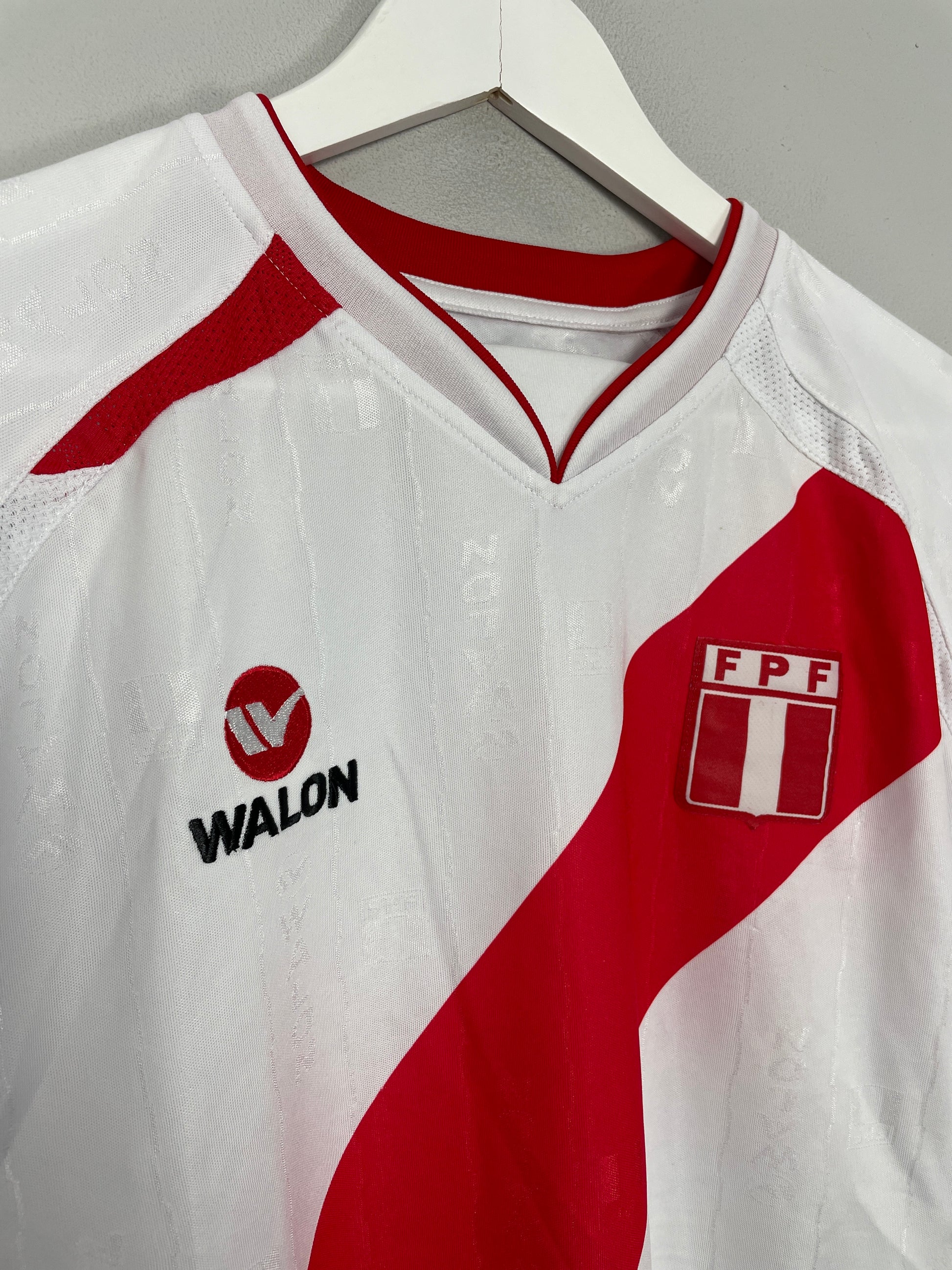 Walon Peru home soccer jersey 2004/06