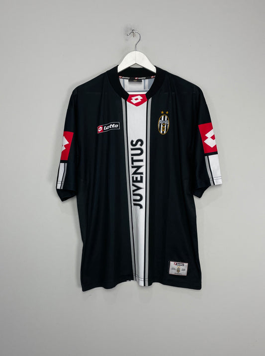 Classic Football Shirts on X: Juventus in Pink 2015 - The latest