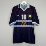 Image of the Argentina shirt from the 1999/00 season