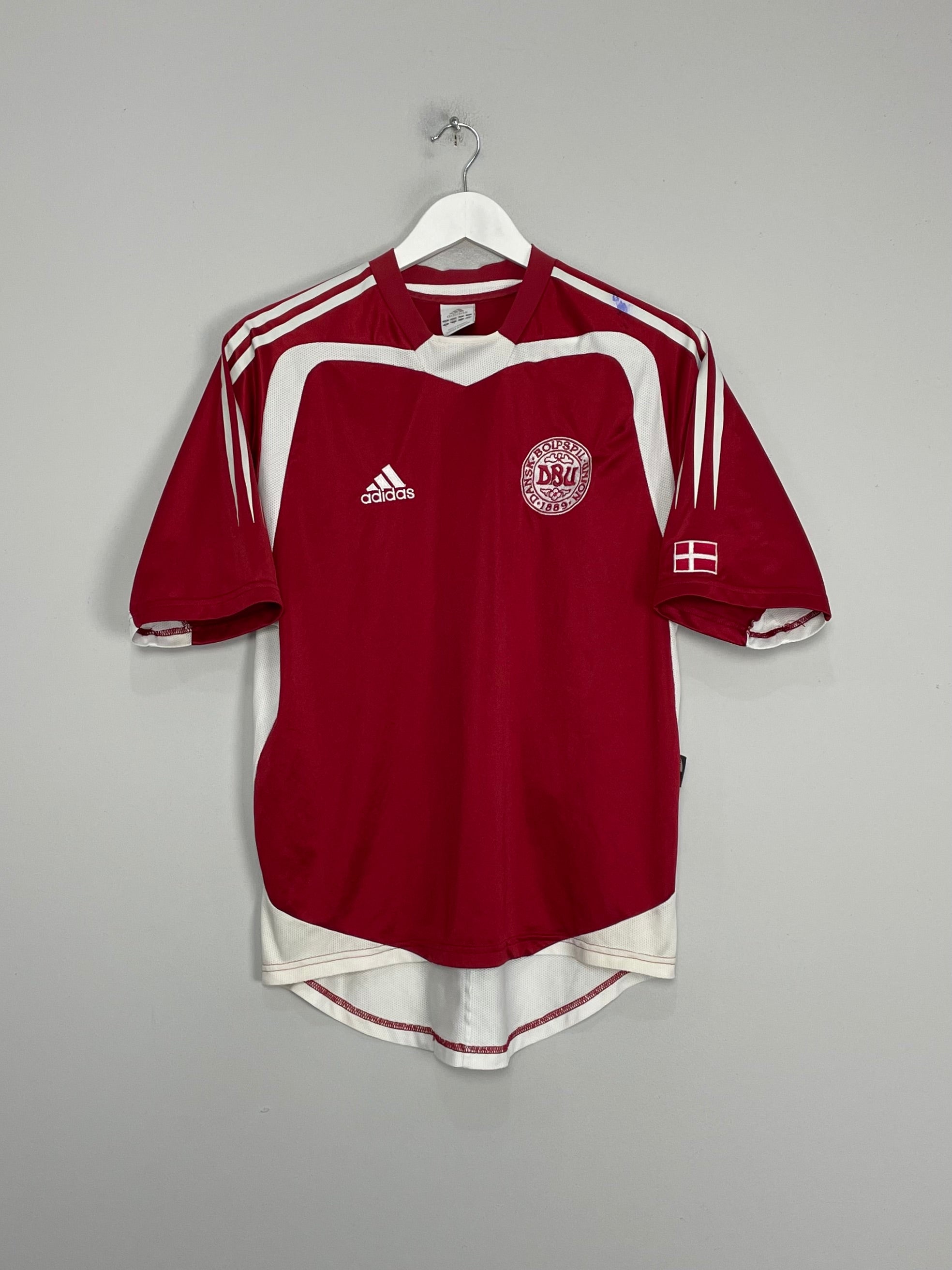 2004/06 DENMARK HOME SHIRT (S) ADIDAS