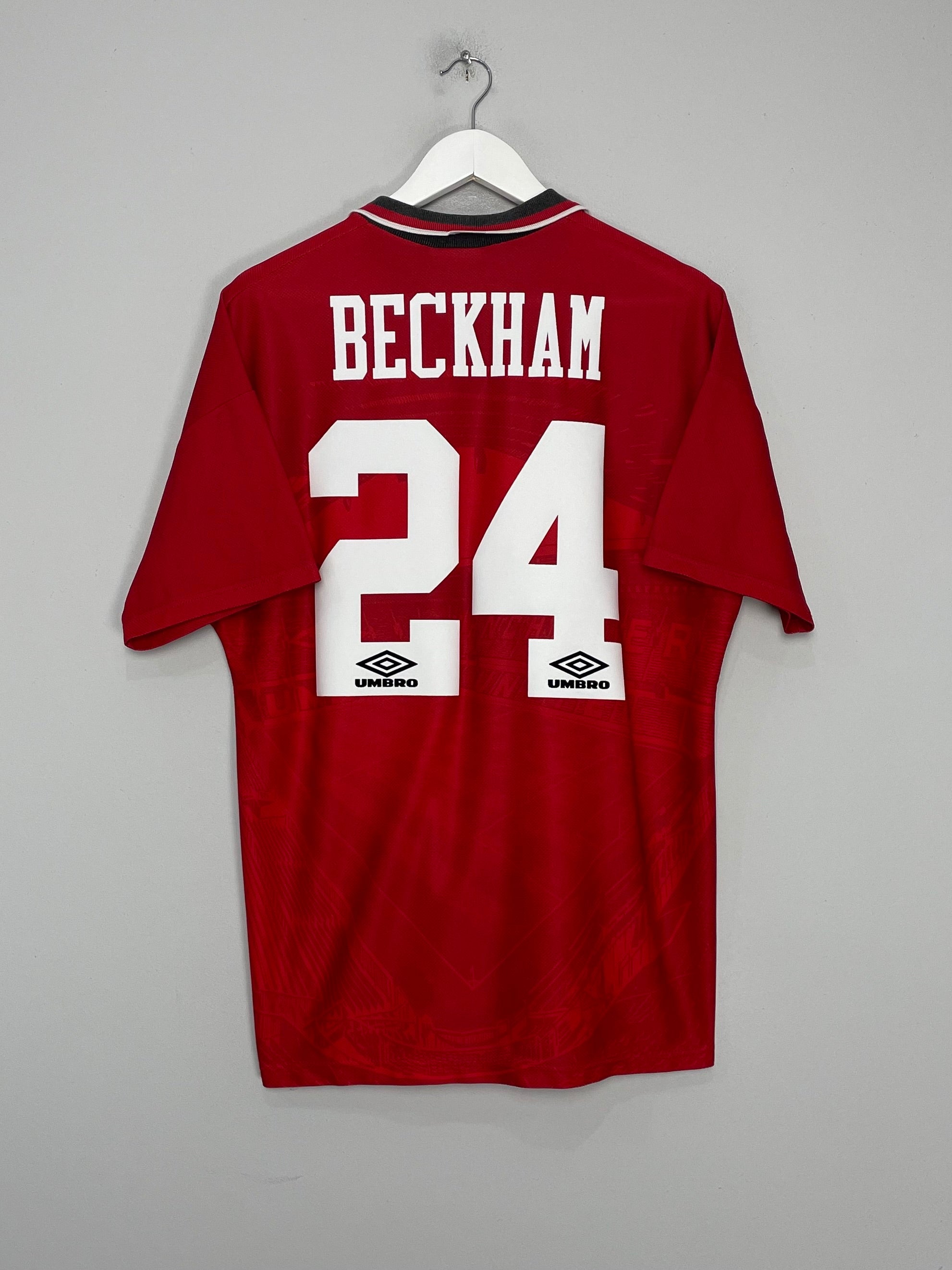 1994/96 MANCHESTER UNITED BECKHAM #24 HOME SHIRT (L) UMBRO