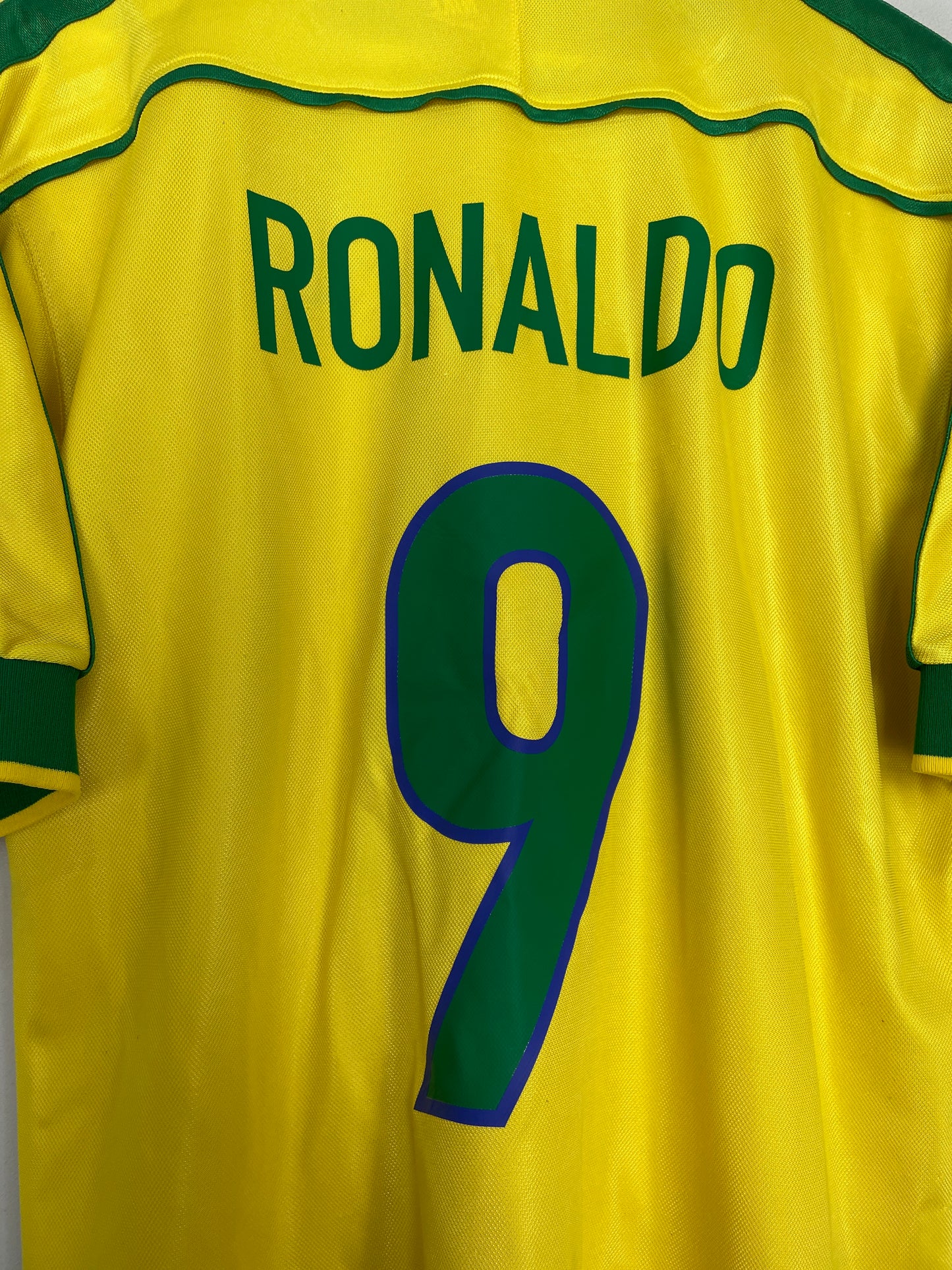 1998/00 BRAZIL RONALDO #9 HOME SHIRT (M) NIKE