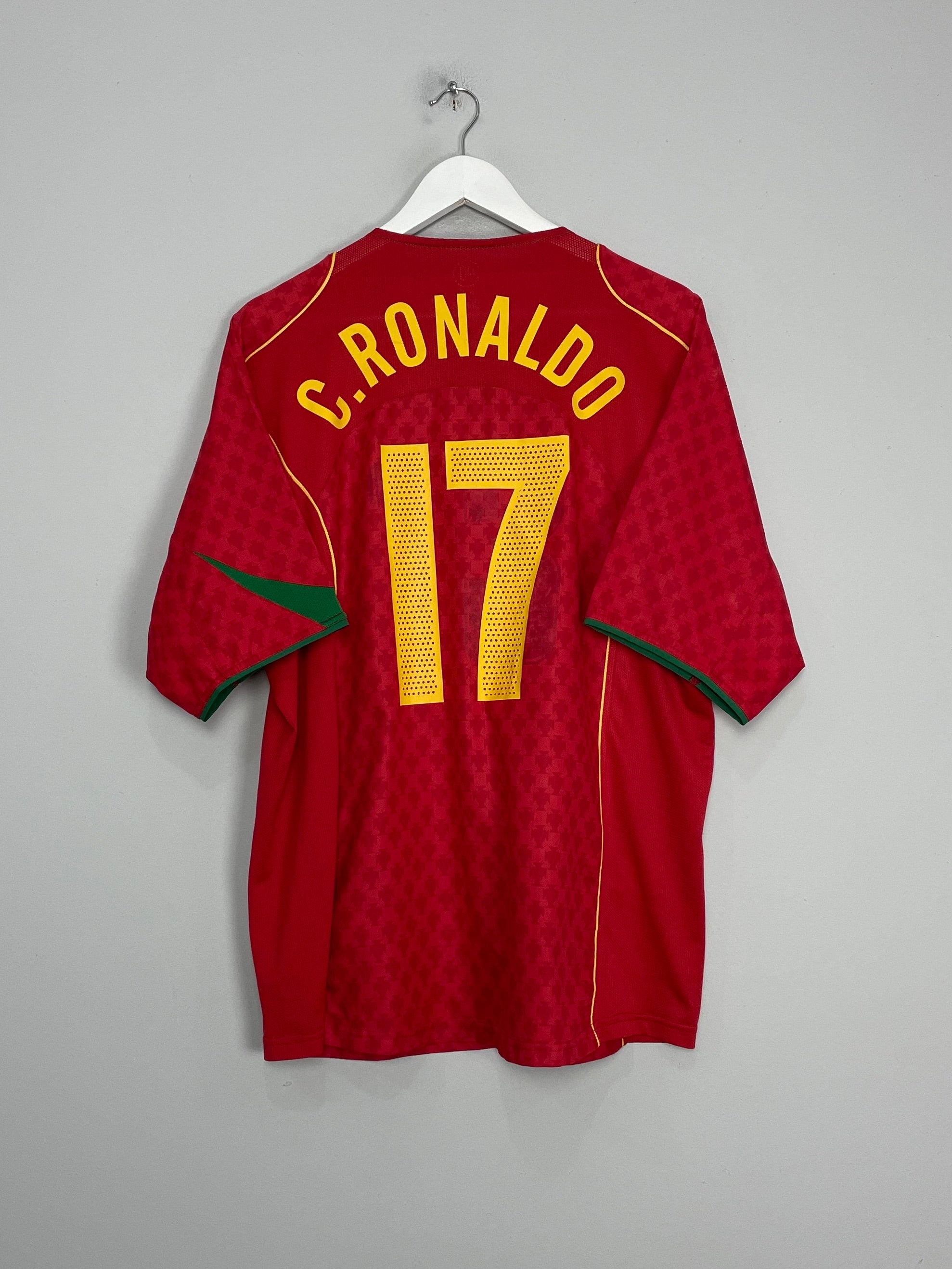 2004/06 PORTUGAL C.RONALDO #17 HOME SHIRT (XL) NIKE