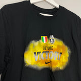 2012/13 JUVENTUS 'CHAMPIONS' T-SHIRT (L) NIKE