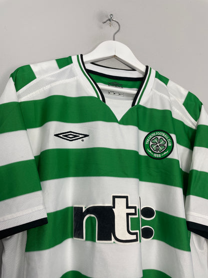 2001/03 Celtic Home Shirt Squad Signed #8 (Excellent) - S
