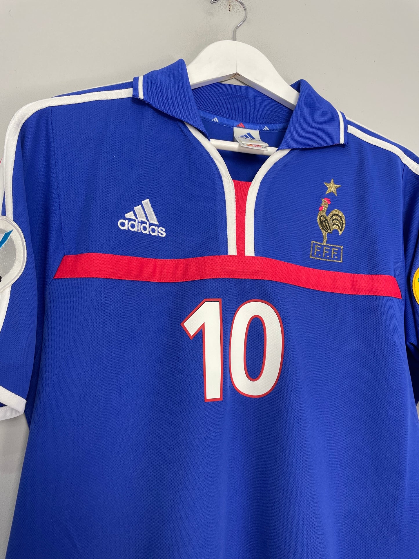 CULT KITS - 2000/02 FRANCE ZIDANE #10 HOME SHIRT (M) ADIDAS – Cult Kits