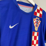 2006/08 CROATIA AWAY SHIRT (S) NIKE