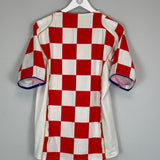 2004/06 CROATIA HOME SHIRT (M) NIKE