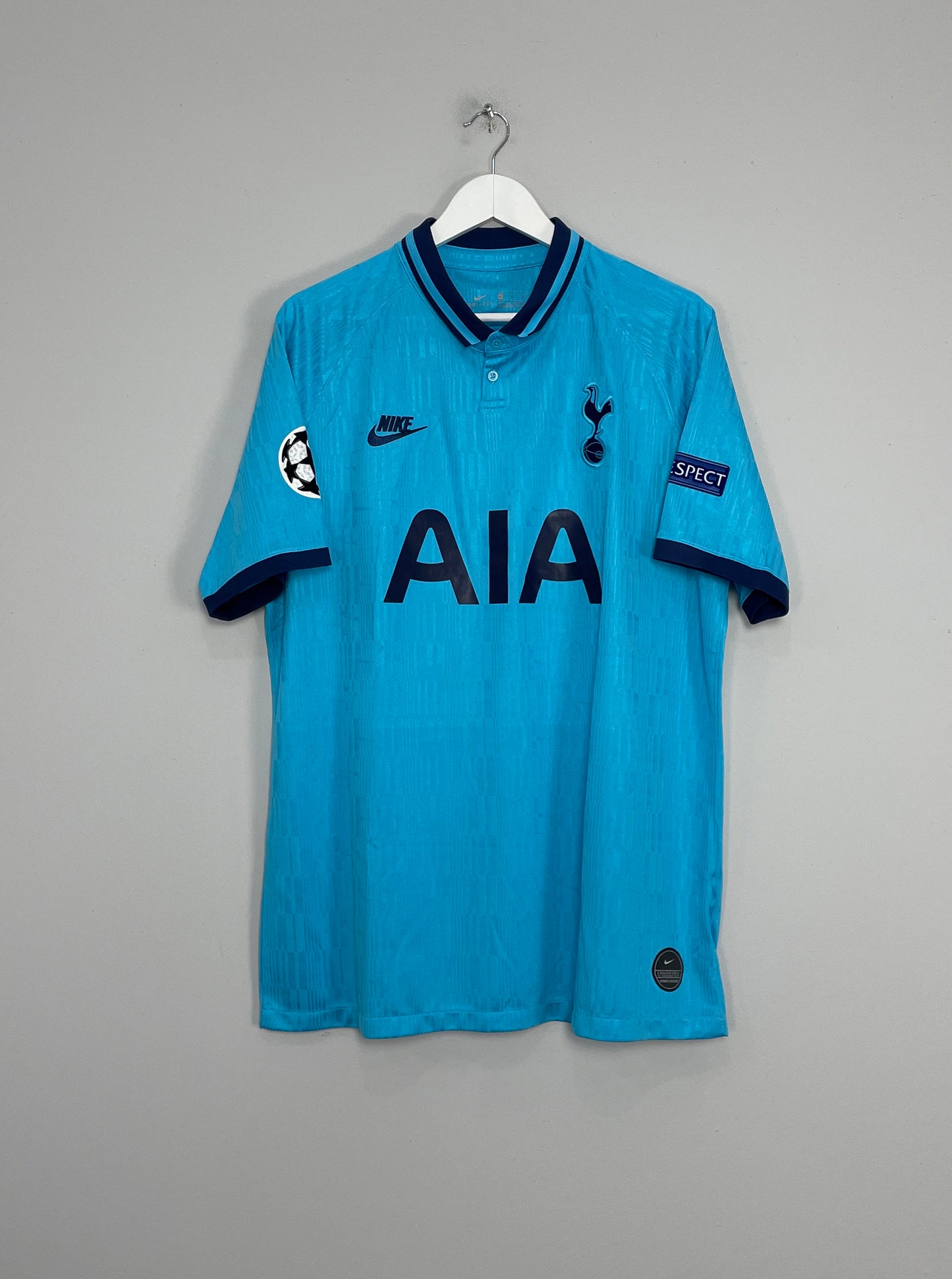 New Tottenham 2019/20 Nike home kit: Image of retro-inspired shirt sends  Spurs fans crazy 