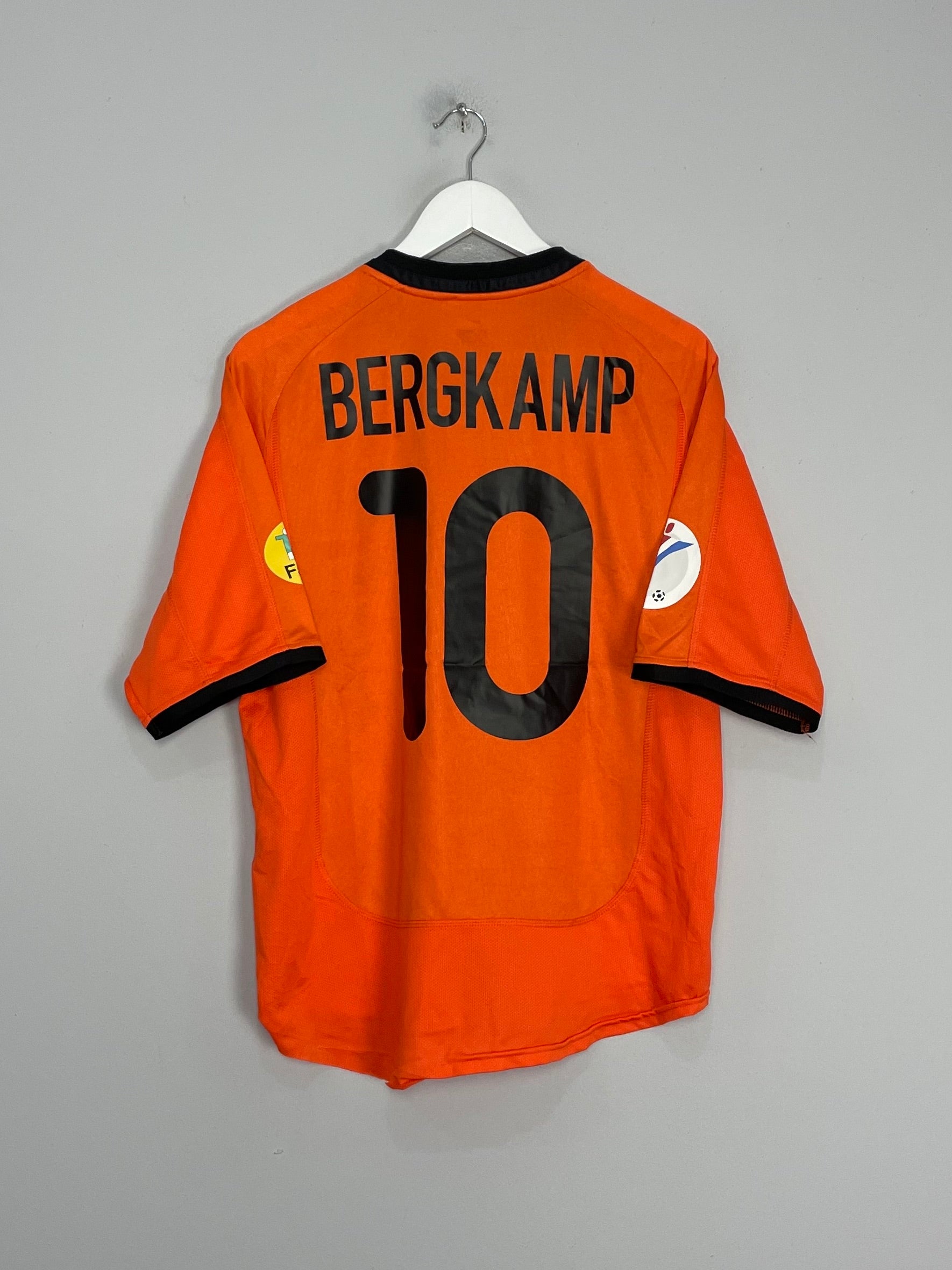 2000/02 NETHERLANDS BERGKAMP #10 HOME SHIRT (M) NIKE