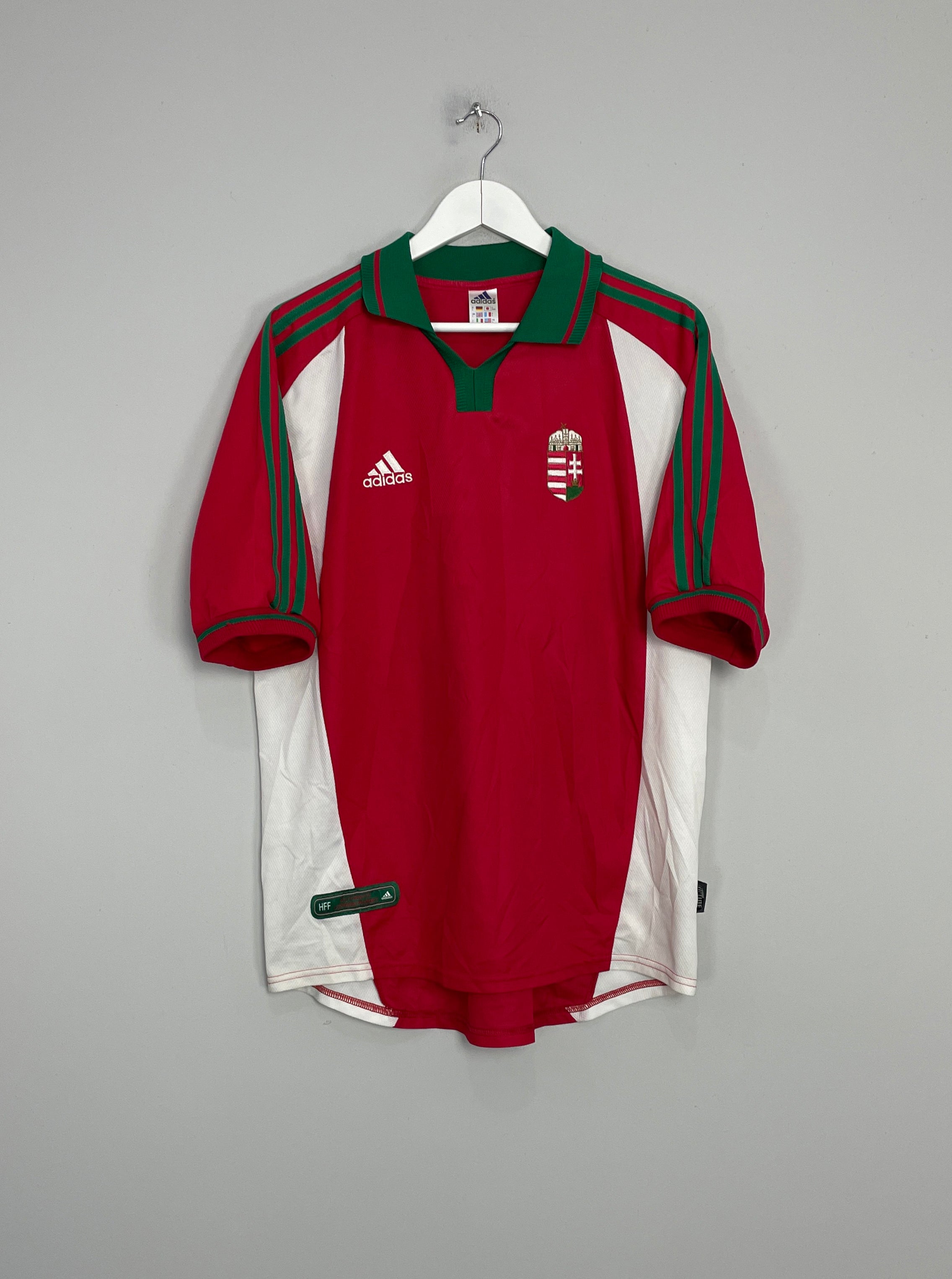 Image of the Hungary shirt from the 2000/02 season