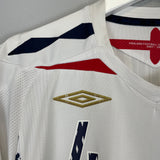 2007/09 ENGLAND GERRARD #4 HOME SHIRT (M) UMBRO