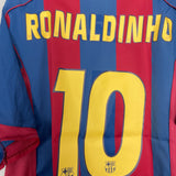 2004/05 BARCELONA RONALDINHO #10 HOME SHIRT (L) NIKE