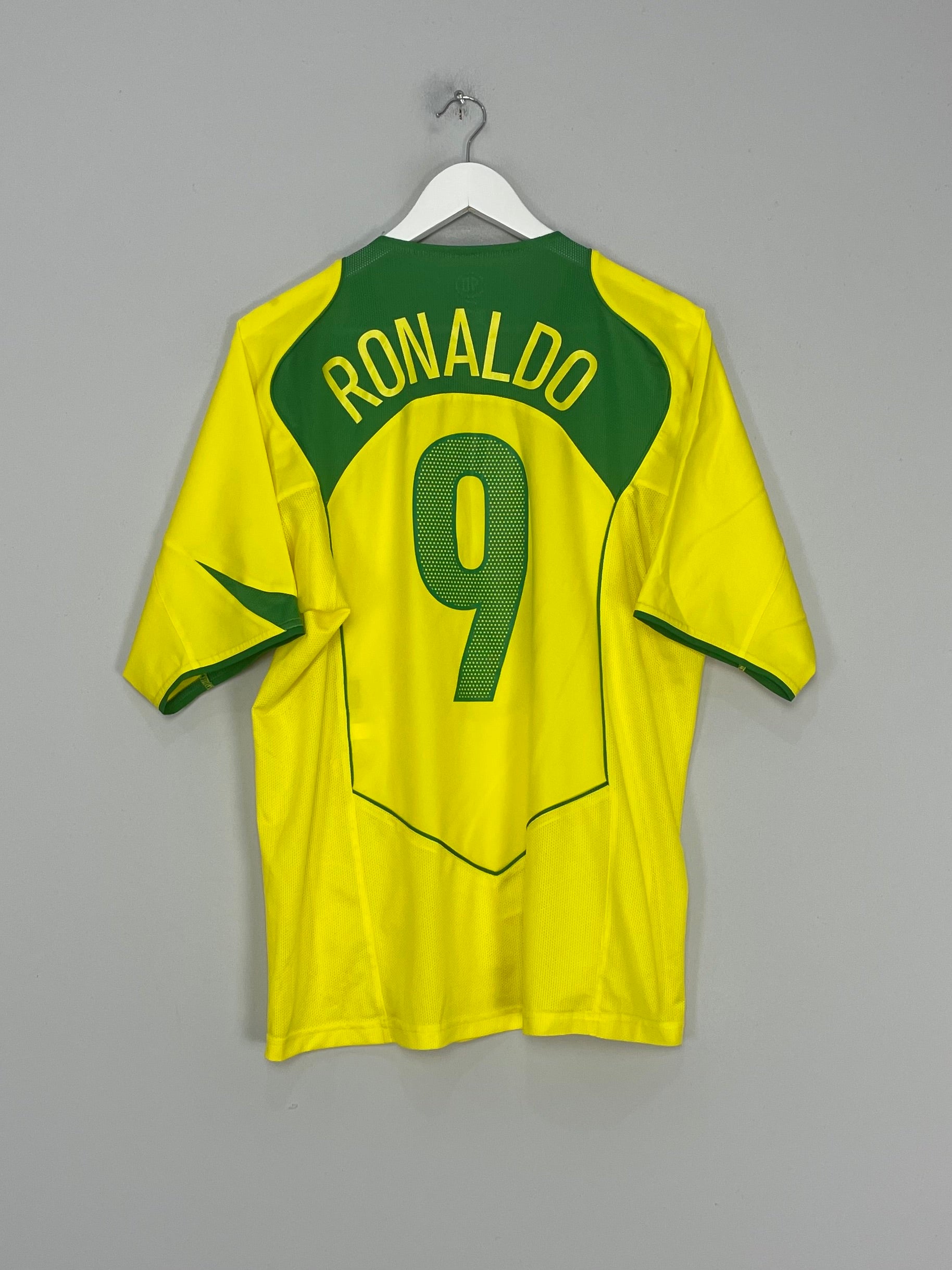 2004/06 BRAZIL RONALDO #9 HOME SHIRT (L) NIKE