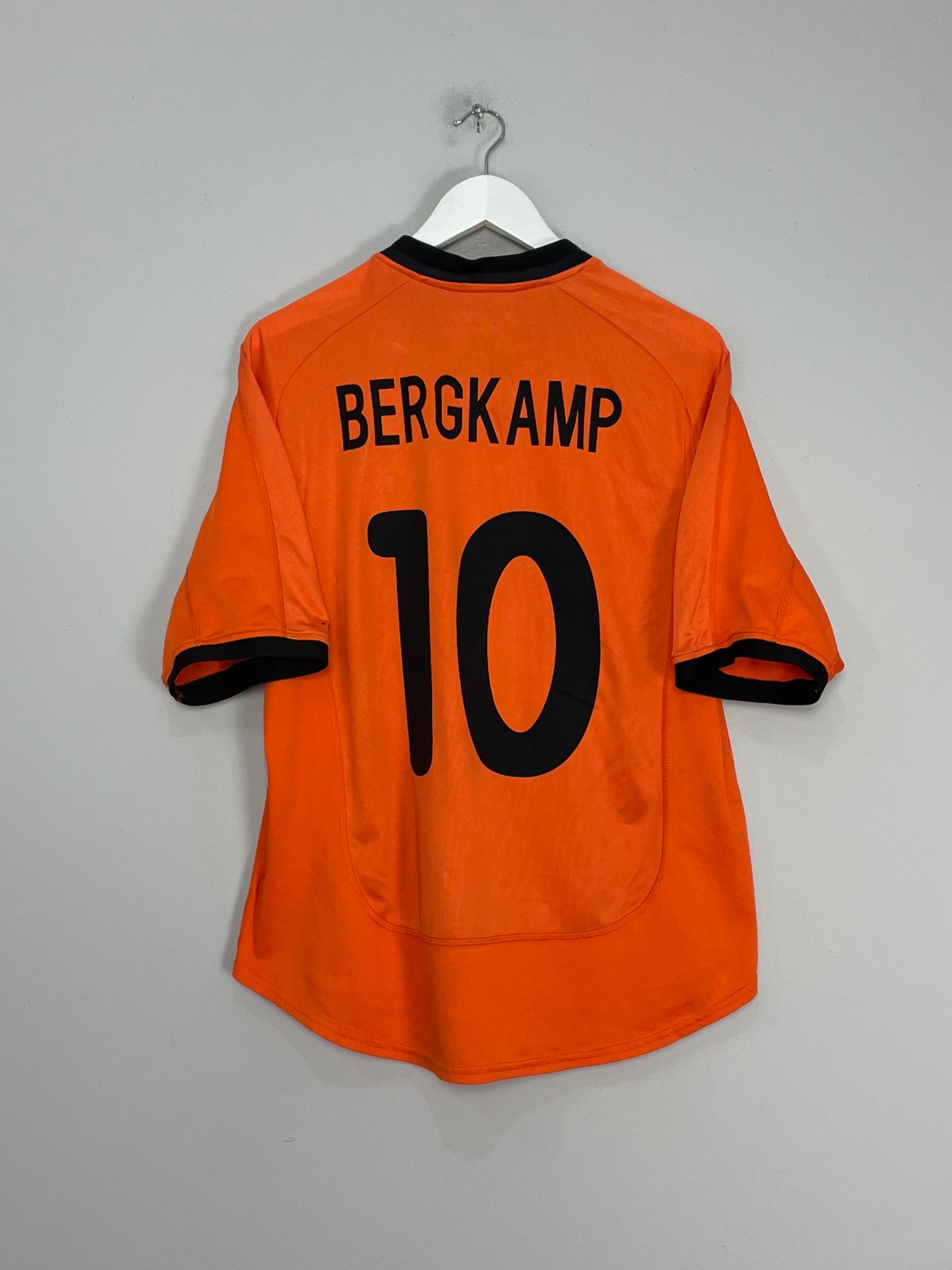 2000/02 NETHERLANDS BERGKAMP #10 HOME SHIRT (L) NIKE