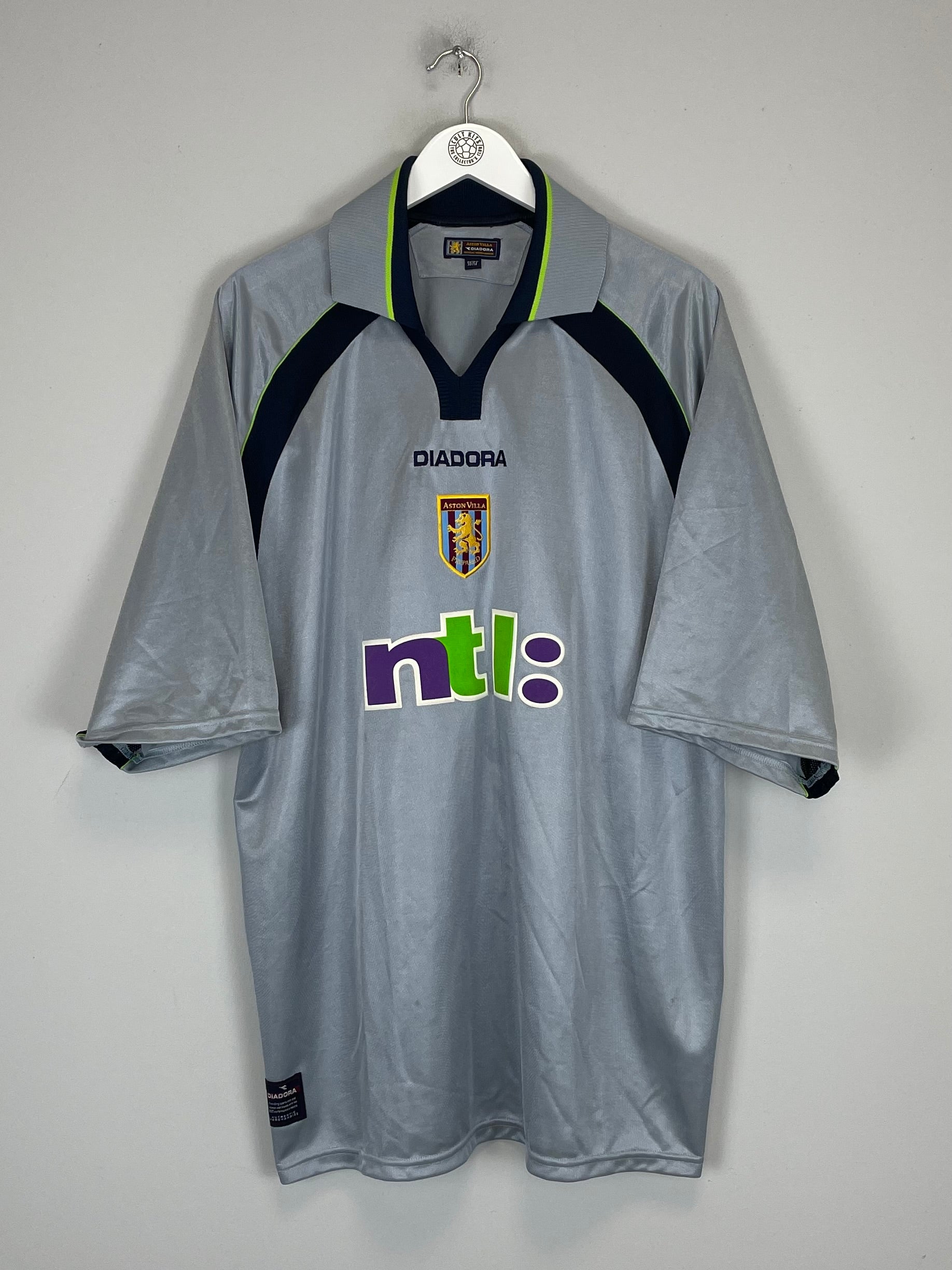 2001/02 Aston Villa away shirt in XXL by Diadora, featuring gray design and team logo, excellent condition.