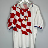 1998 Croatia home shirt by Lotto in large size, featuring red and white checkered design, good condition with minor wear.