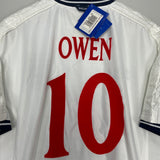 1999/01 ENGLAND OWEN #10 *BNWT* SIGNED HOME SHIRT (XL) UMBRO