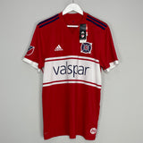 Image of the Chicago Fire shirt from the 2018/19 season