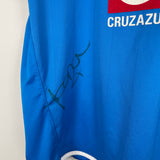 2009/10 CRUZ AZUL *SIGNED* HOME SHIRT (M) UMBRO