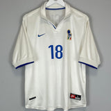 1997/98 ITALY R.BAGGIO #18 AWAY SHIRT (M) NIKE