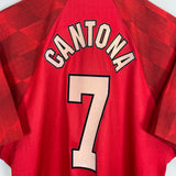 1996/98 MANCHESTER UNITED CANTONA #7 HOME SHIRT (L) UMBRO