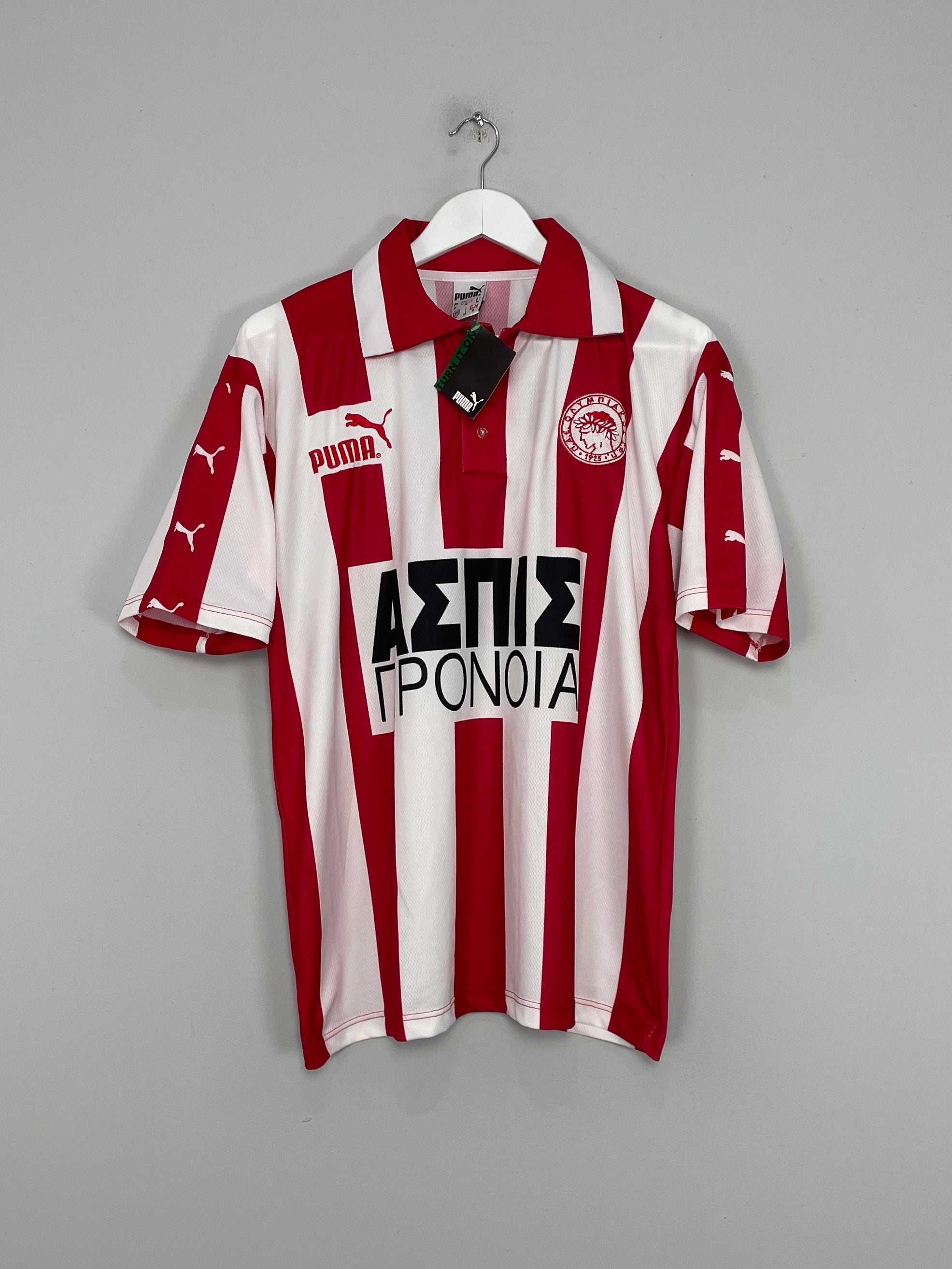 Image of the Olympiakos shirt from the 1997/98 season