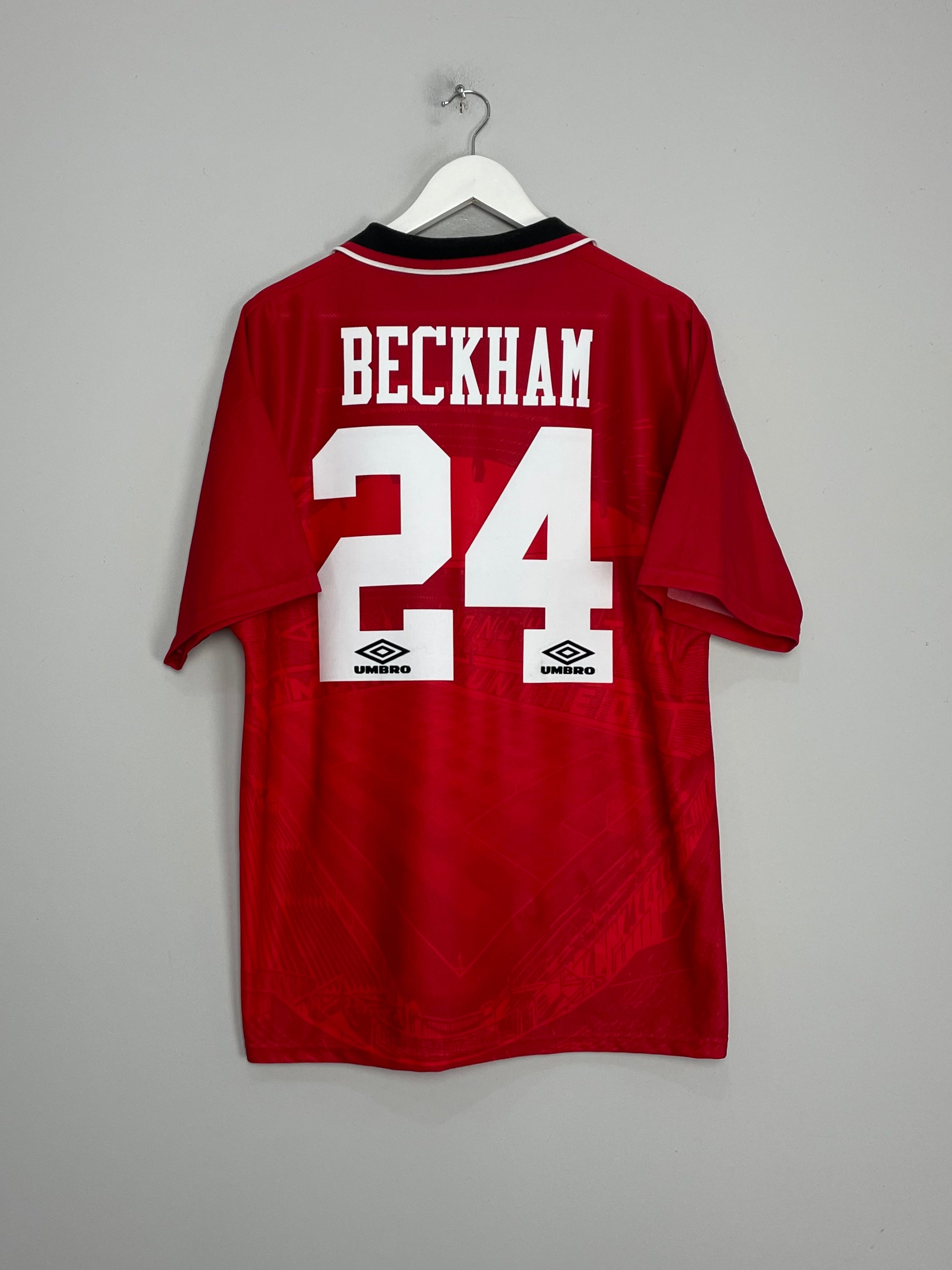 1994/96 MANCHESTER UNITED BECKHAM #24 HOME SHIRT (L) UMBRO