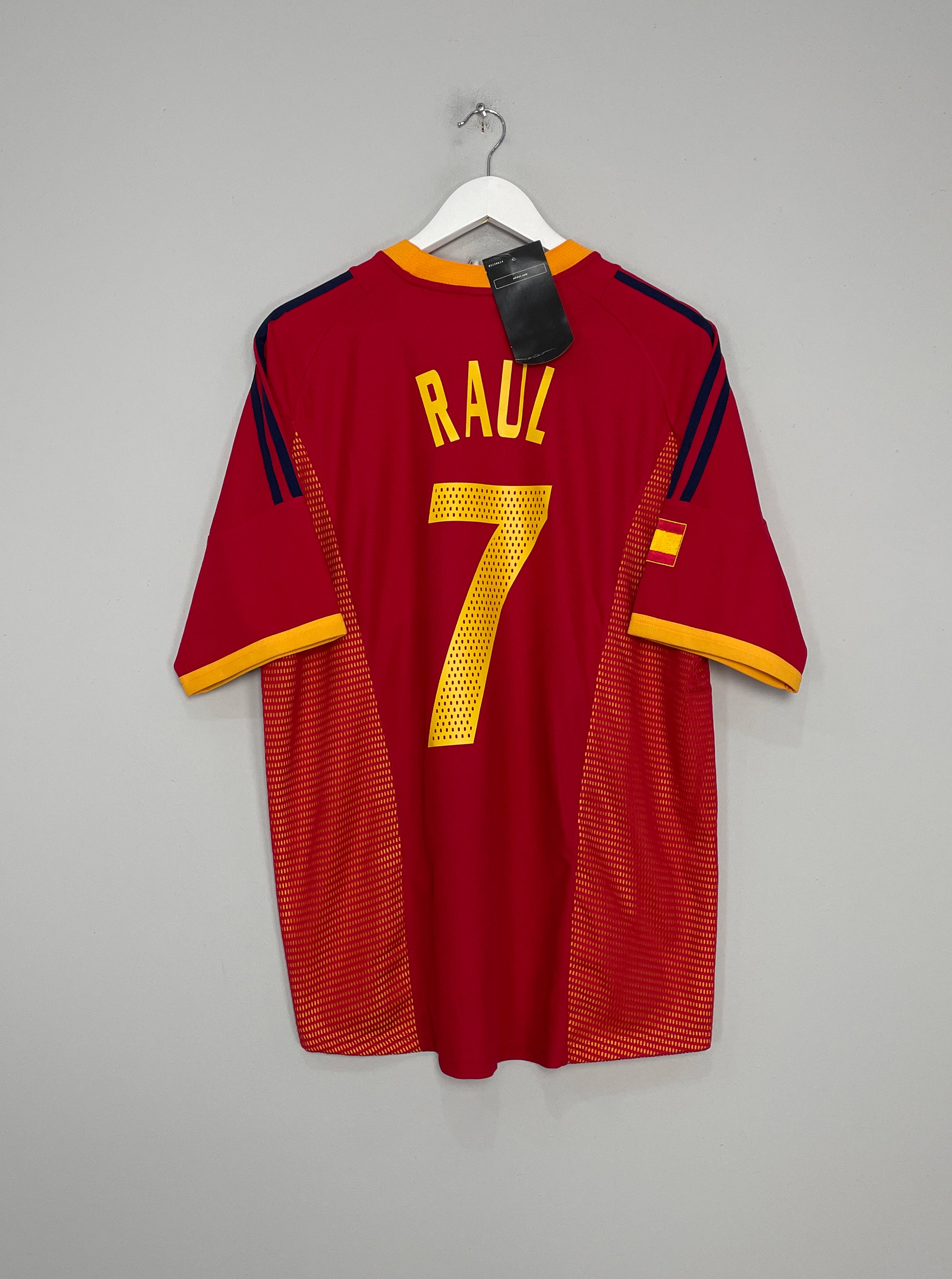 Image of the Spain Raul shirt from the 2002/04 season